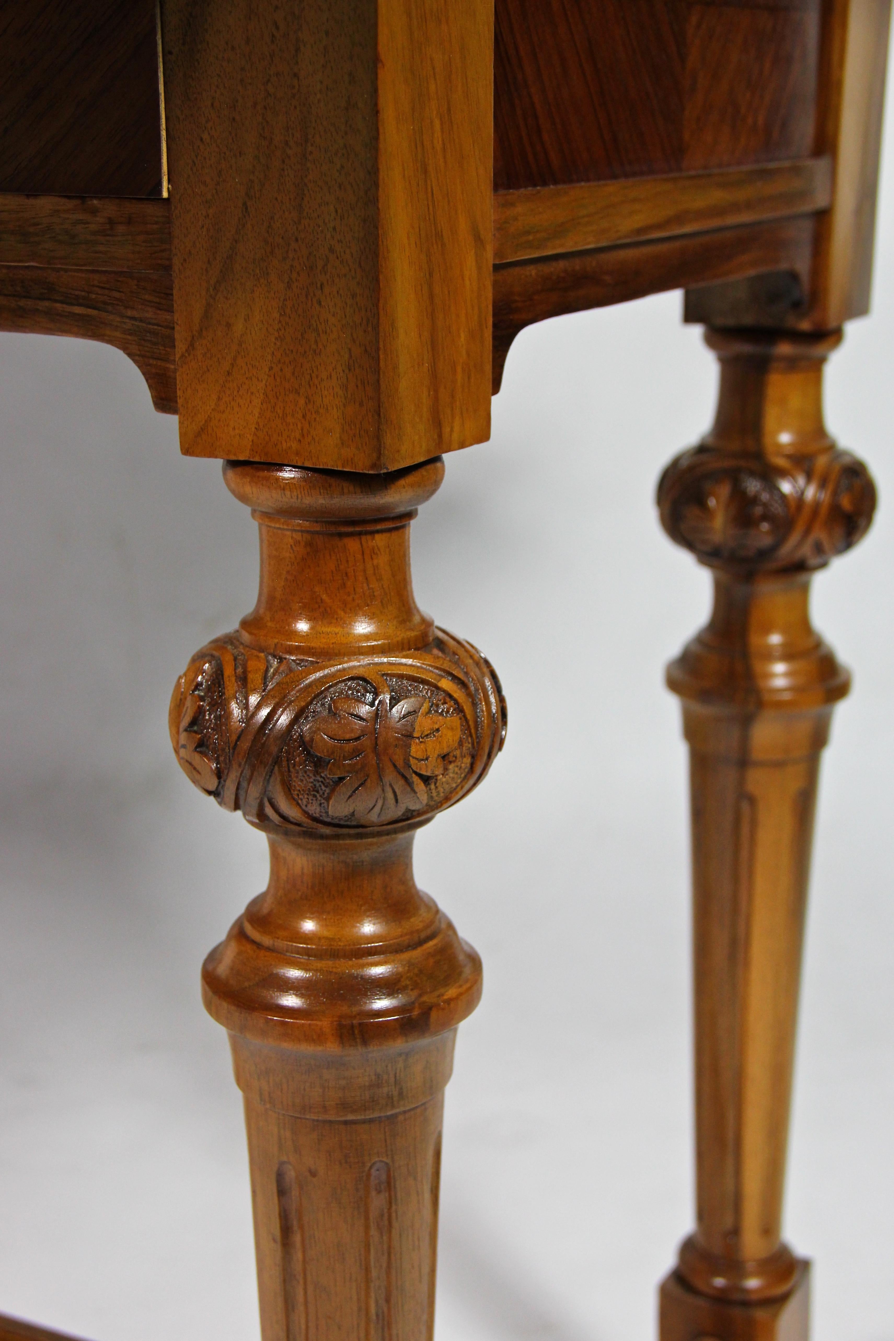 19th Century Console Table/ Gaming Table Nut Wood, Austria, circa 1870 For Sale 11