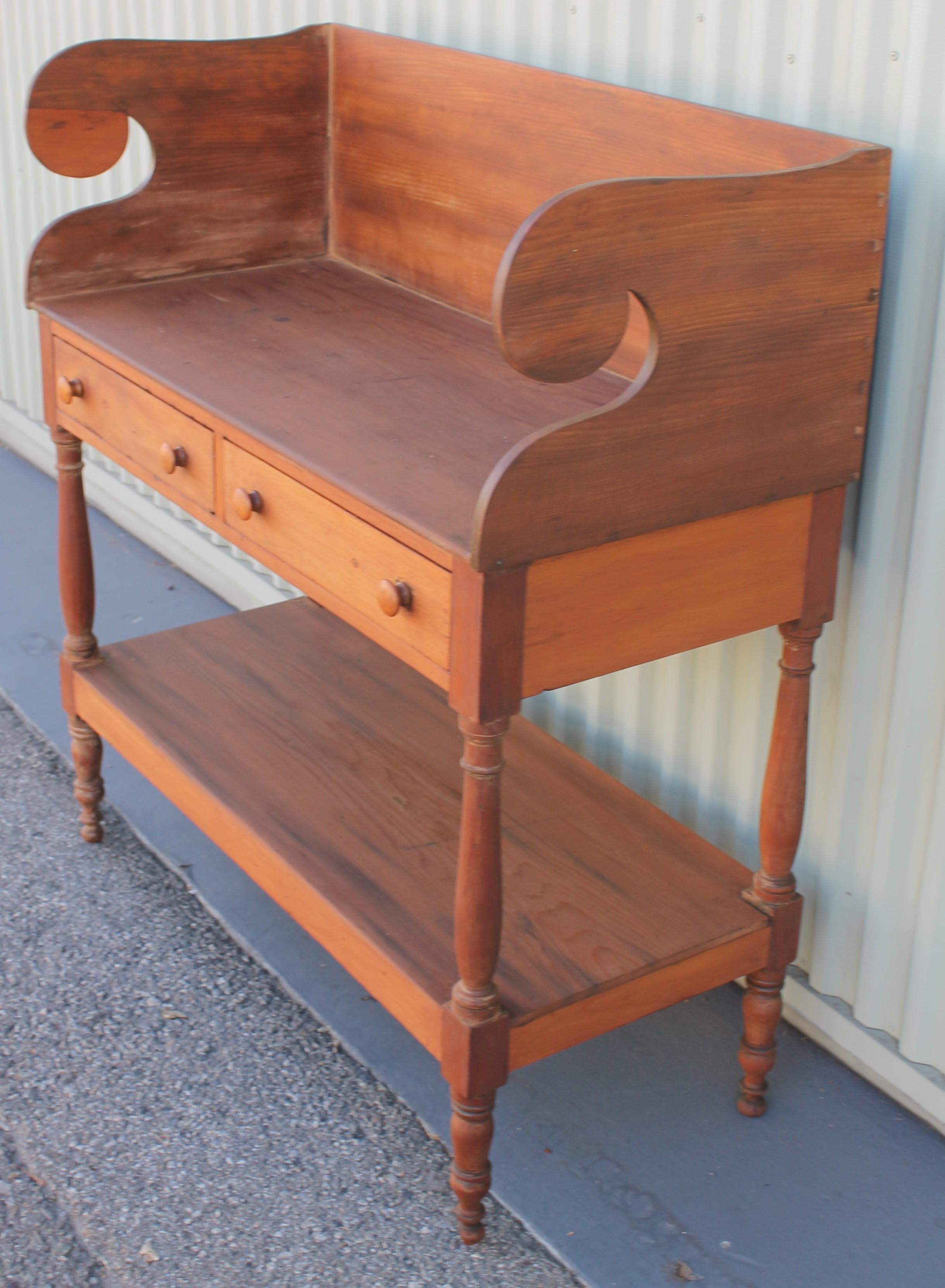 American 19th Century Console Table with Drawers from Pennsylvania