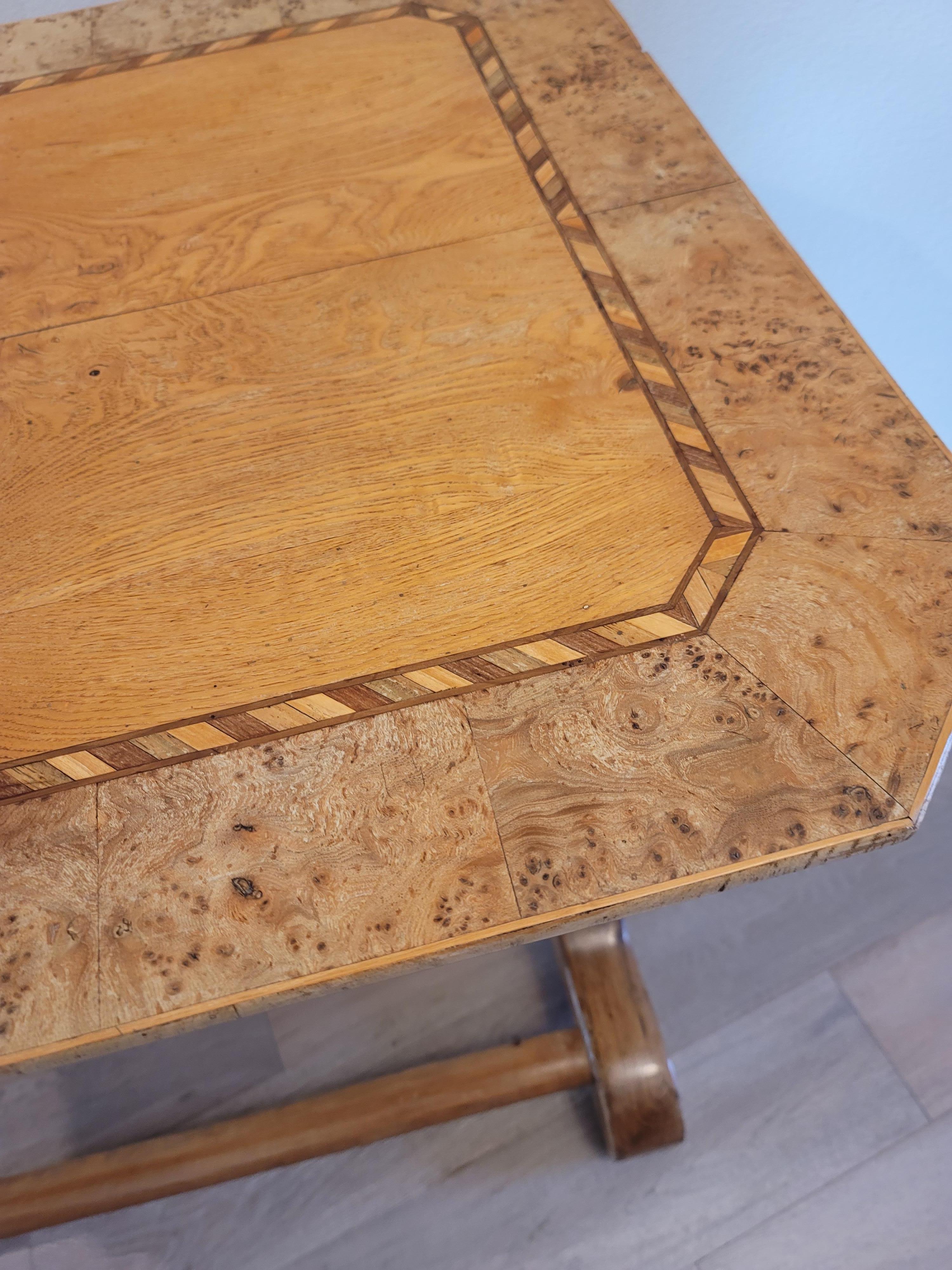 19th Century Continental Biedermeier Period Figured Maple Table  For Sale 7