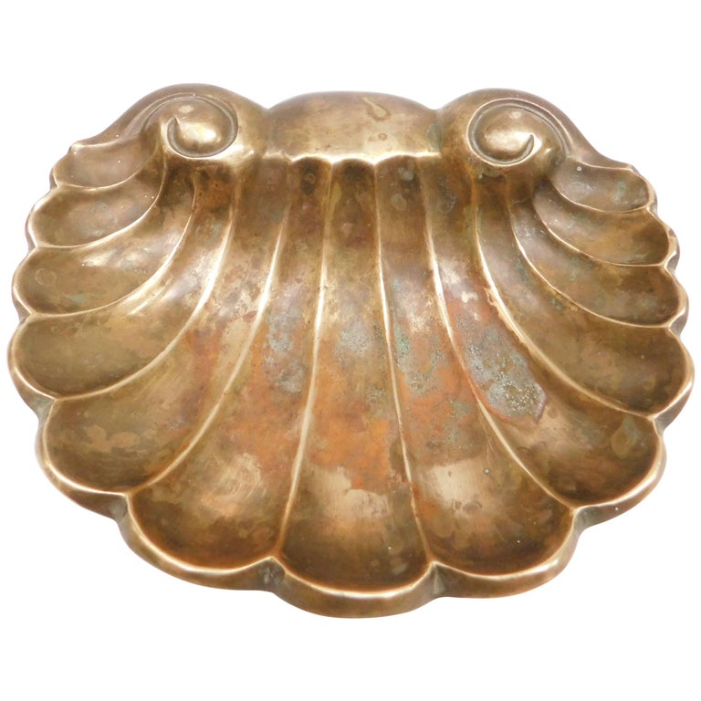 19th Century Continental Cast Bronze Shell Dish For Sale at 1stDibs