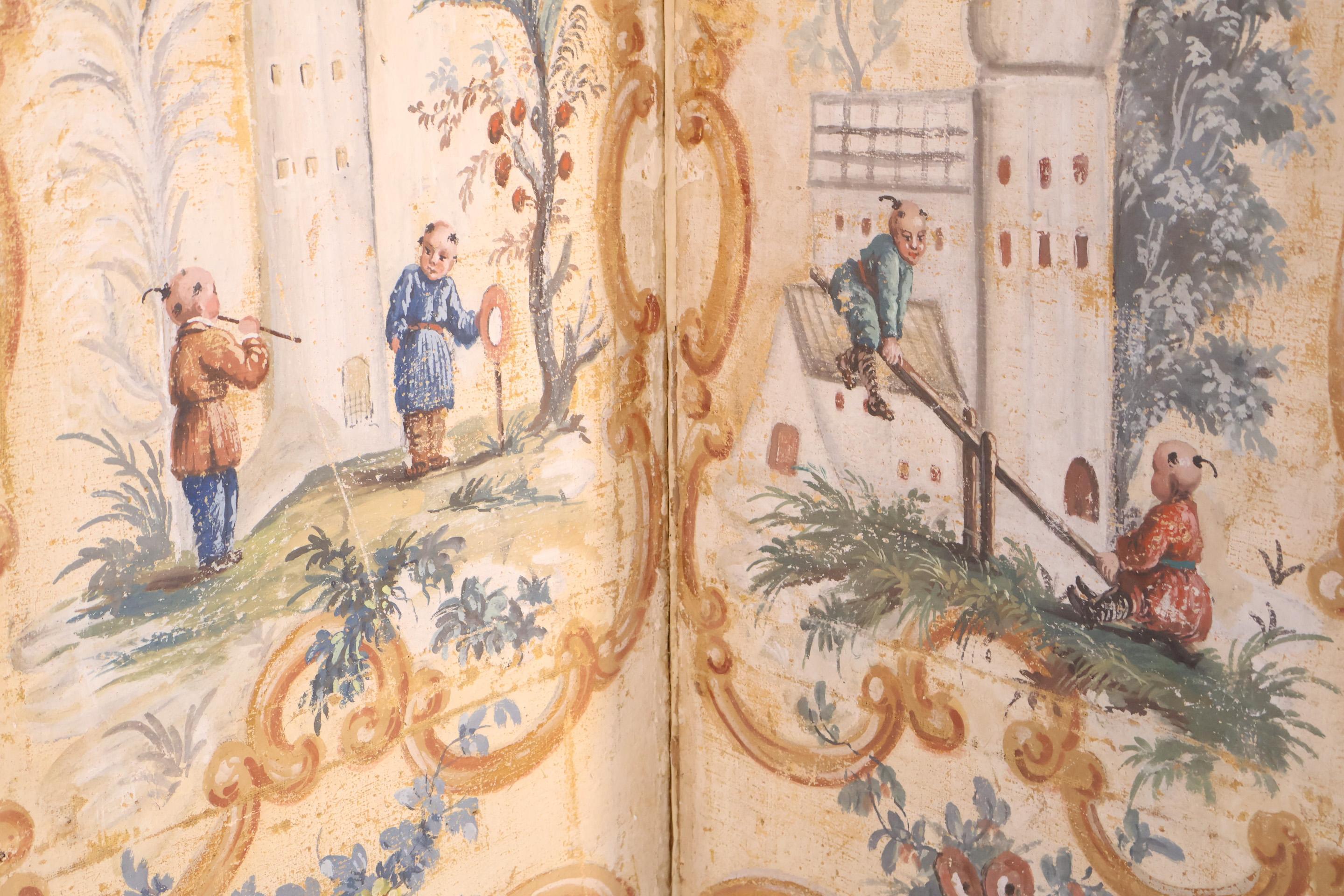 Biombo Chinoiserie Continental Siglo XIX en venta 3