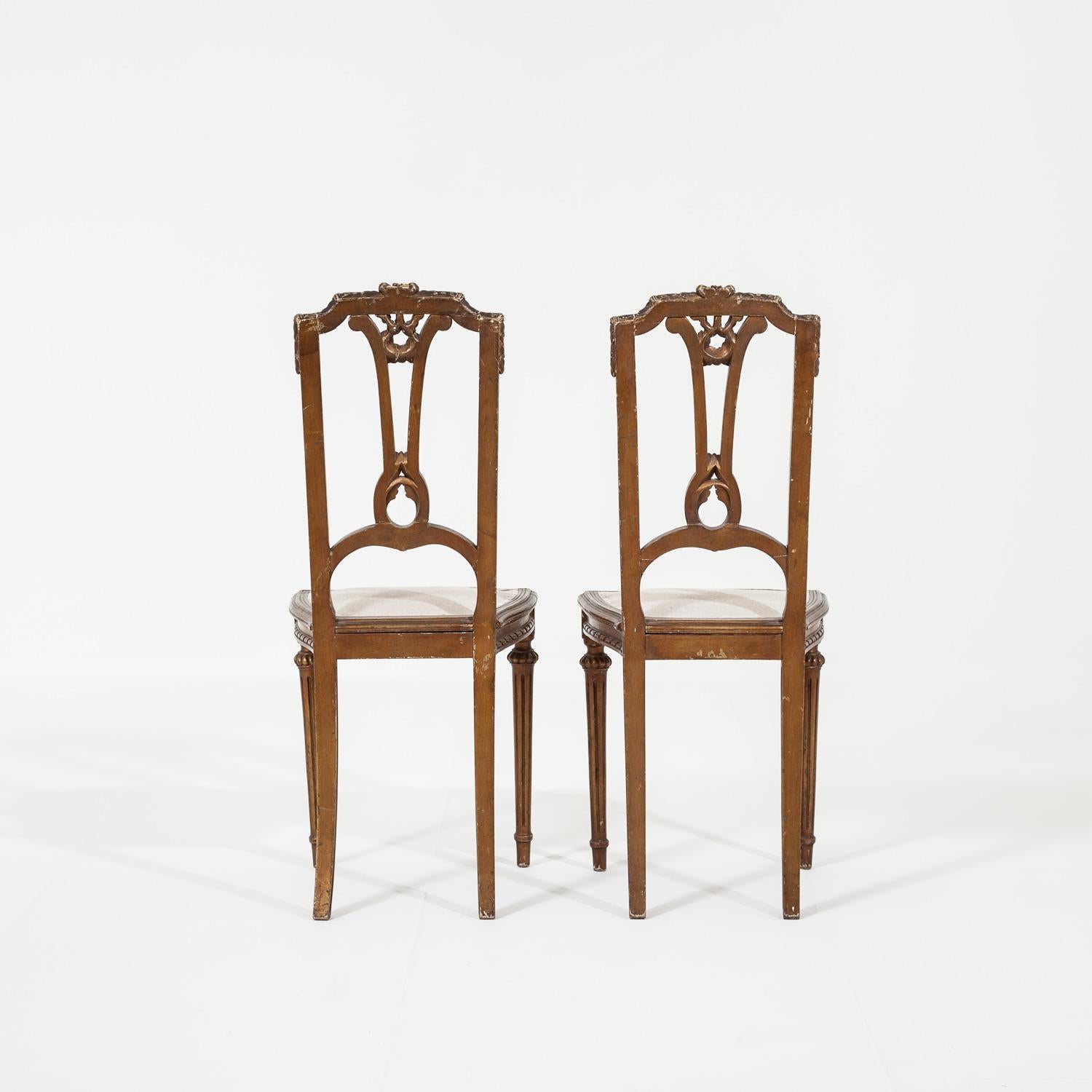 19th Century Continental Gilt Side Chairs reupholstered in Linen For Sale 2