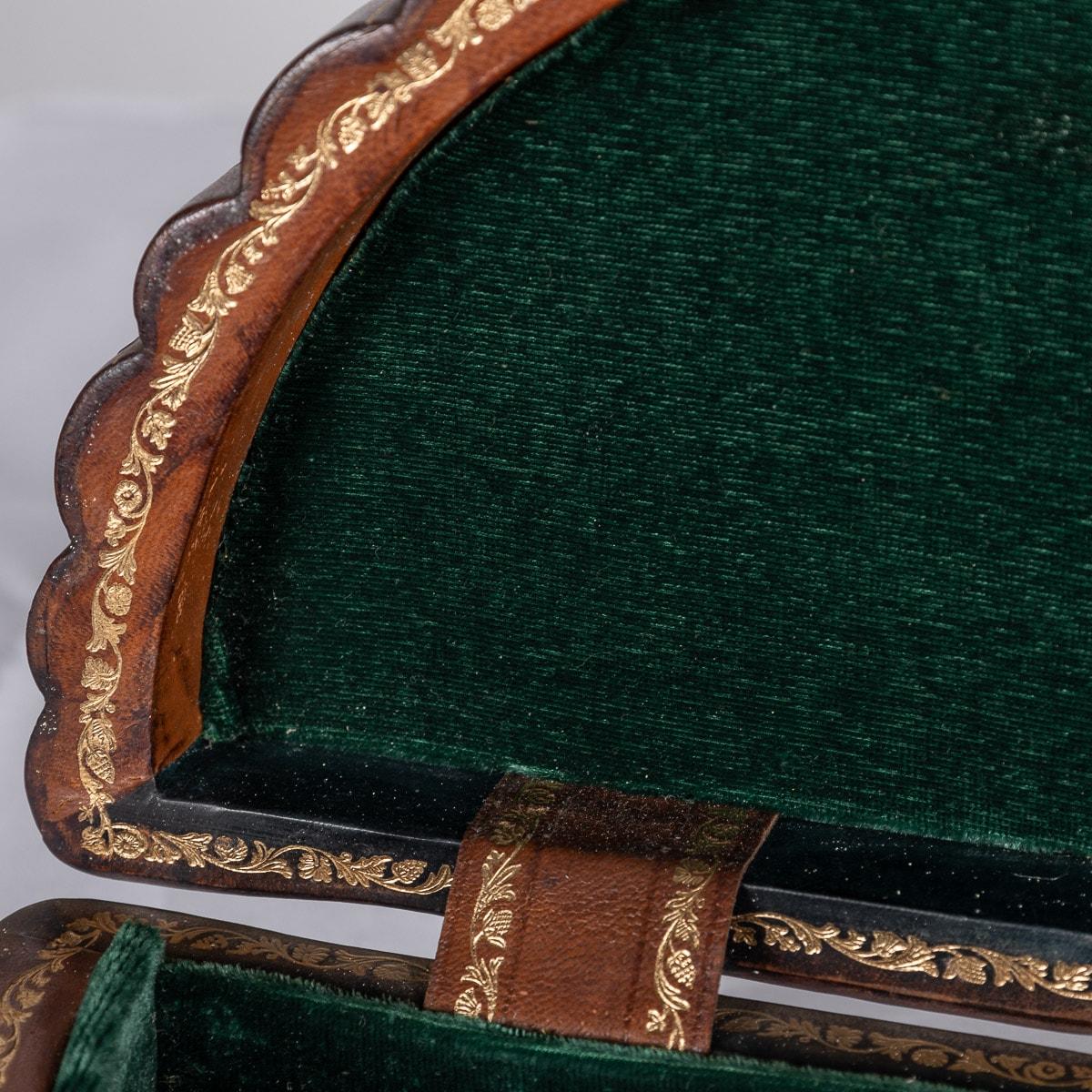 Boîte à bijoux de musique Reuge en cuir continental du 19ème siècle, vers 1880 4