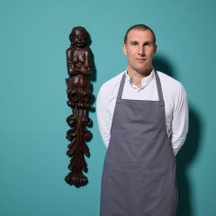 Scultura in legno con cariatide in mogano del XIX secolo