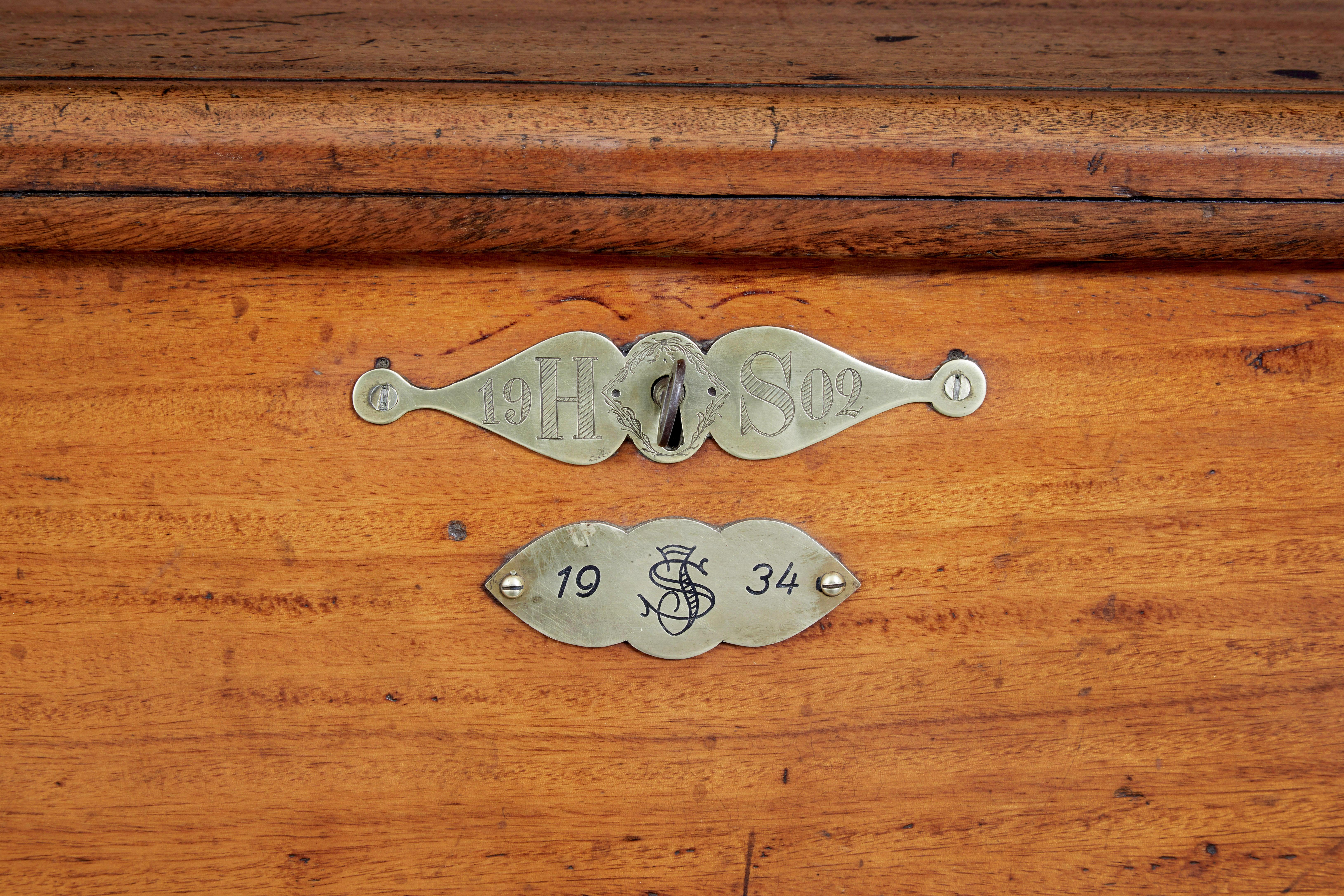 Mahogany 19th Century continental mahogany maritime chest