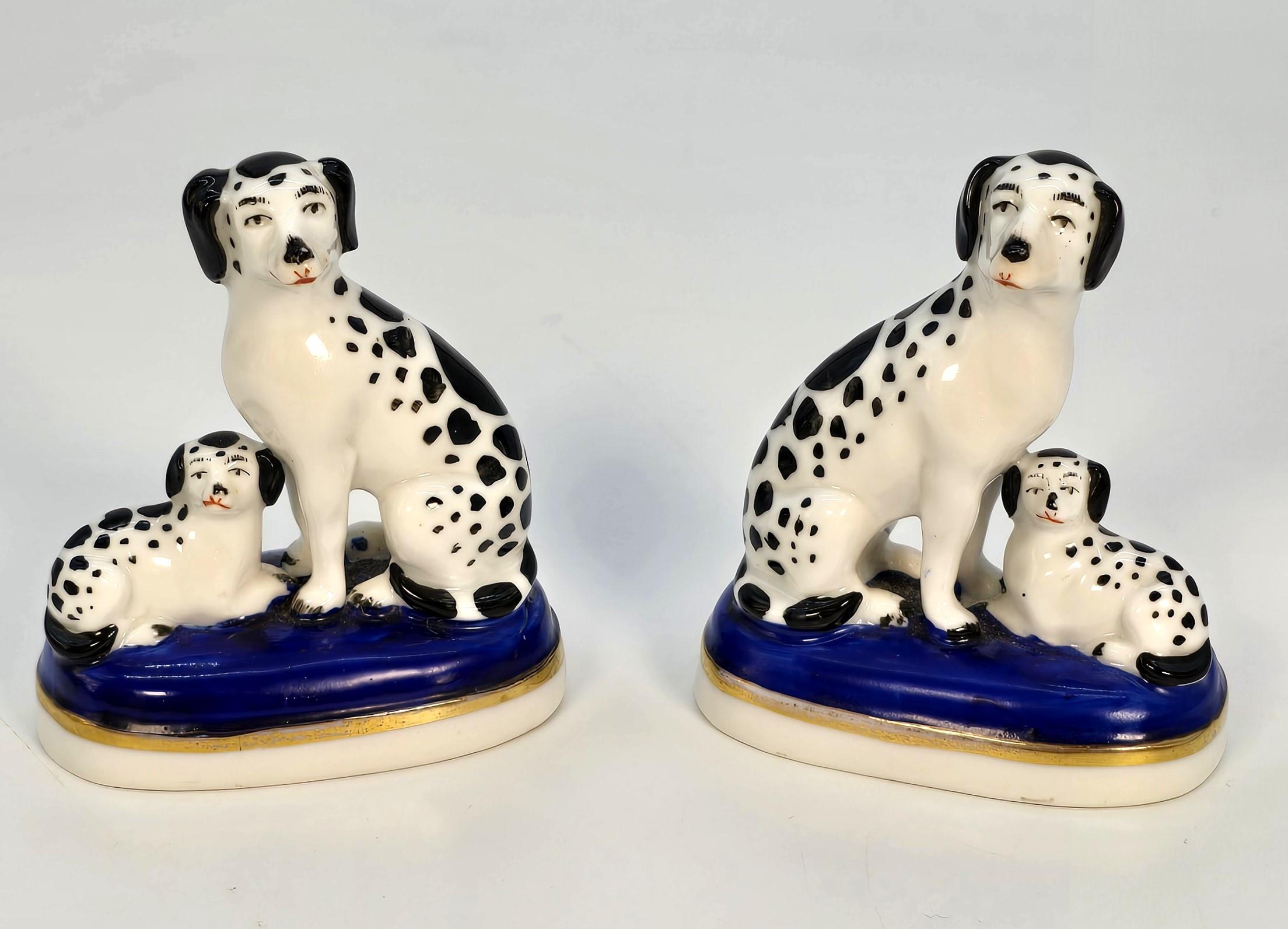 Paire de chiens miniatures en porcelaine peinte à la main, A.I.C., 19e siècle. en vente 12