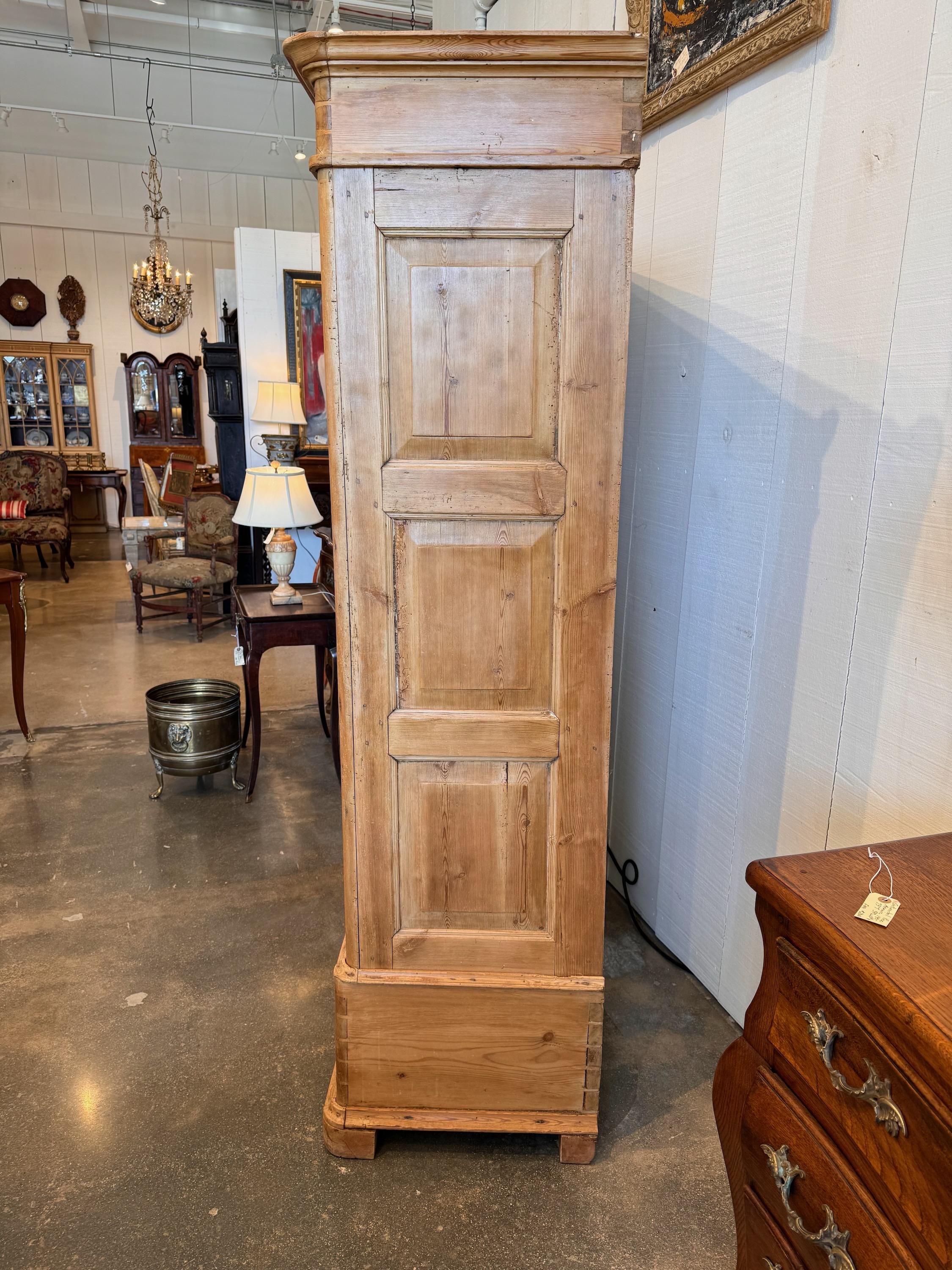 19th Century Continental Pine Armoire 4