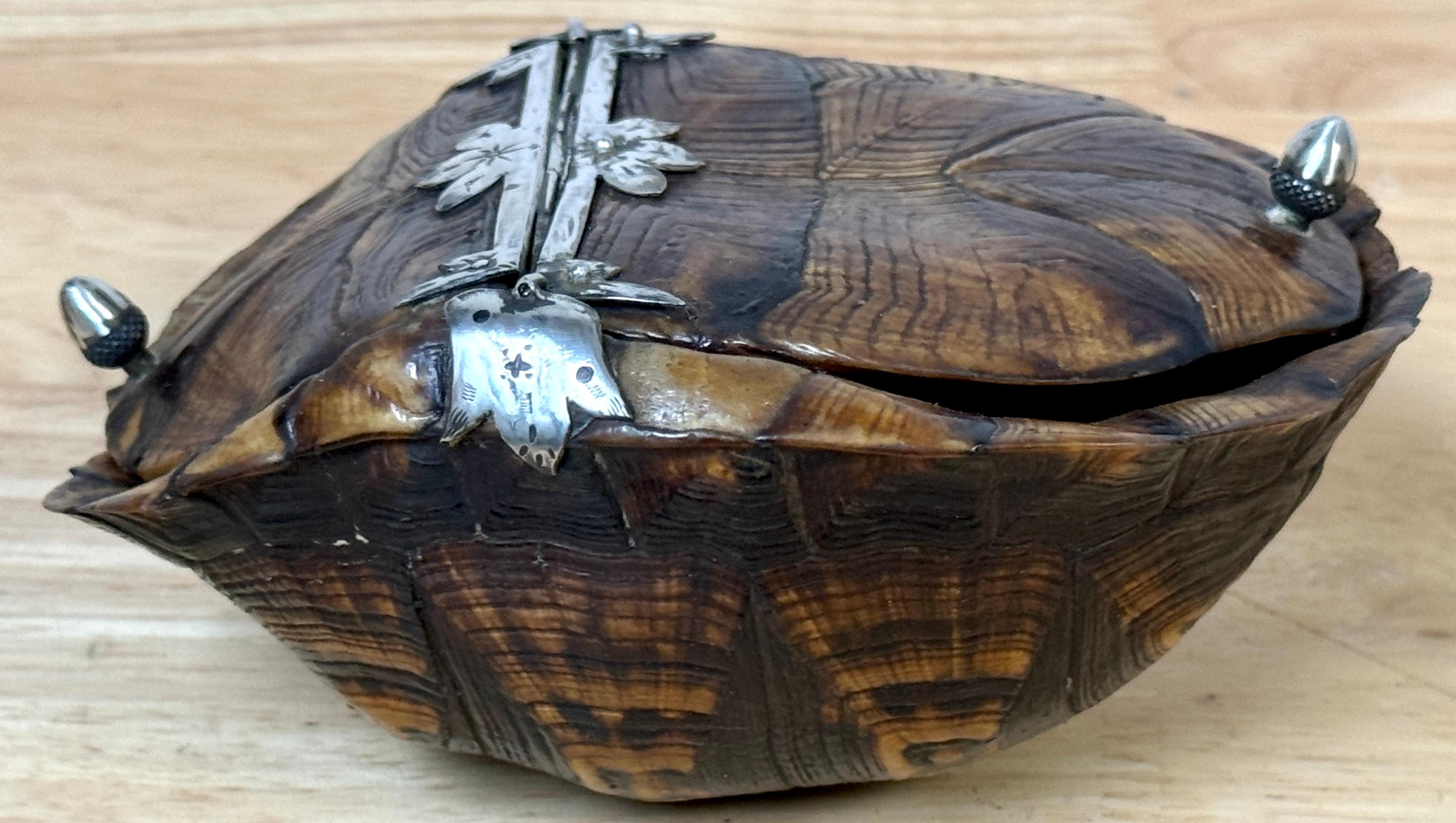 19th Century Continental Tortoise Shell Silver Mounted 2 Compartmented Box For Sale 3