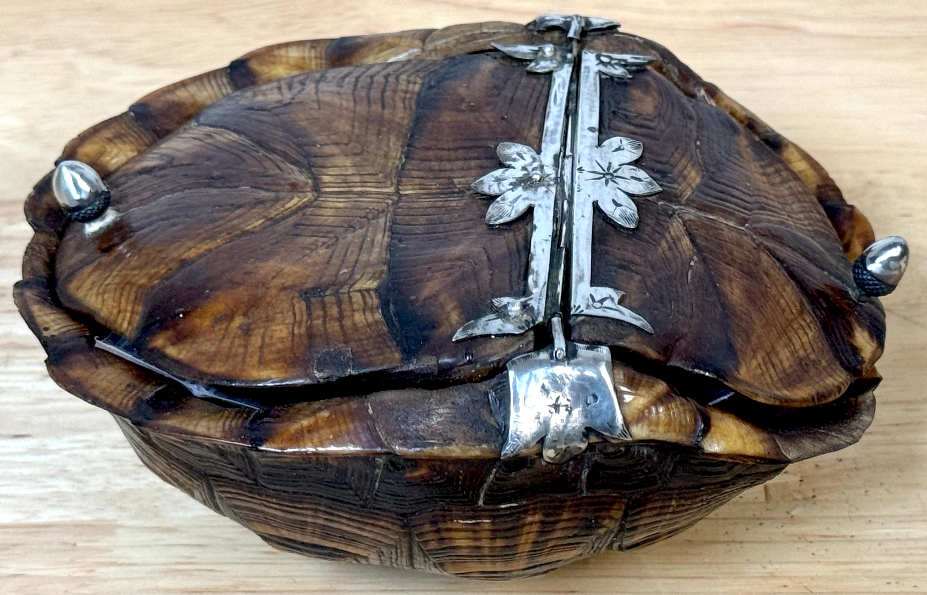 19th-century Continental Tortoise Shell Silver-Mounted 2-Compartmented Box, European, possibly Dutch. Unmarked

A unique and whimsical 19th-century continental tortoise shell silver-mounted two-compartment box, likely European and possibly Dutch,