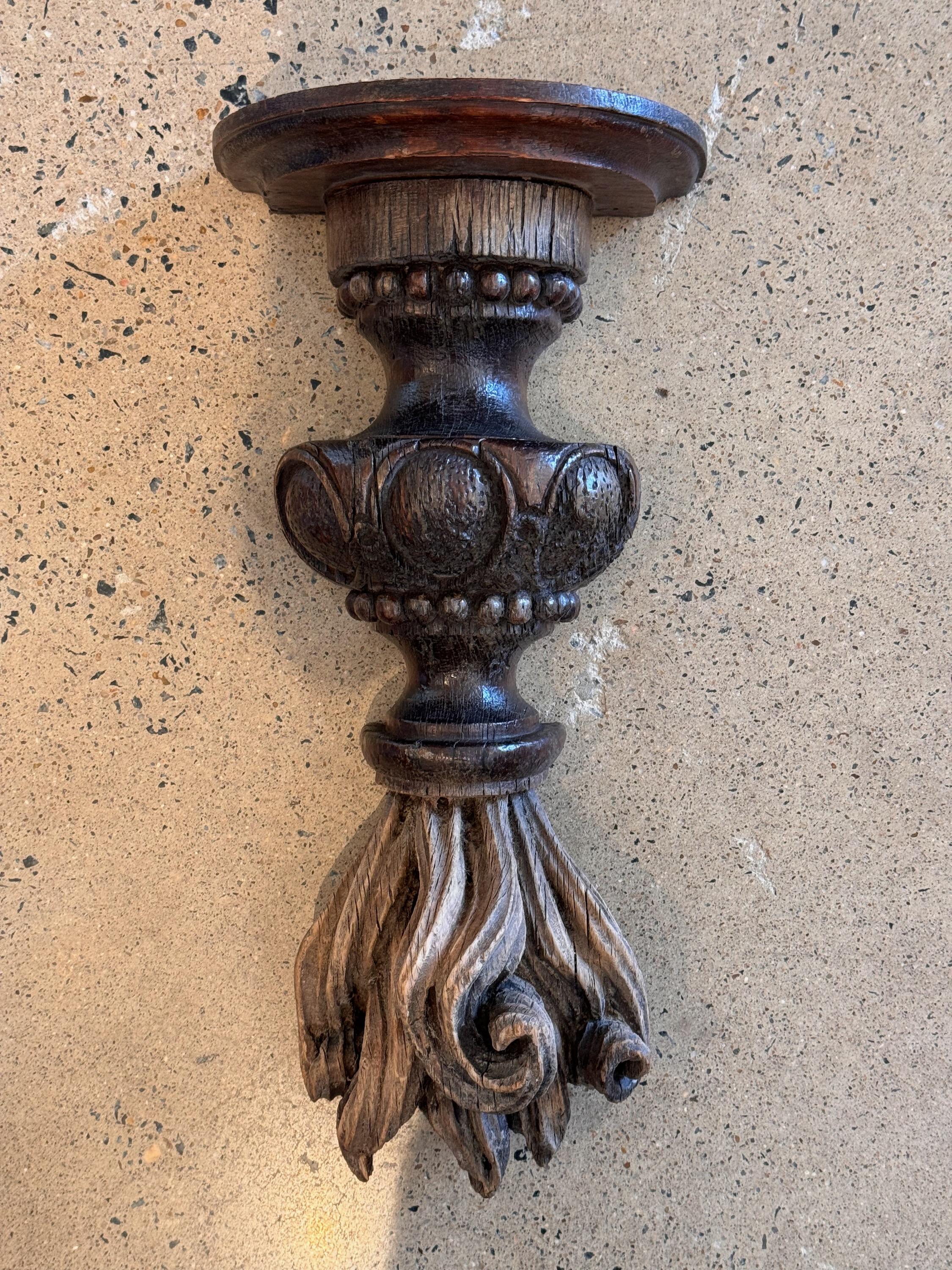 A nice carving. Can be used as a wall bracket or just an object.