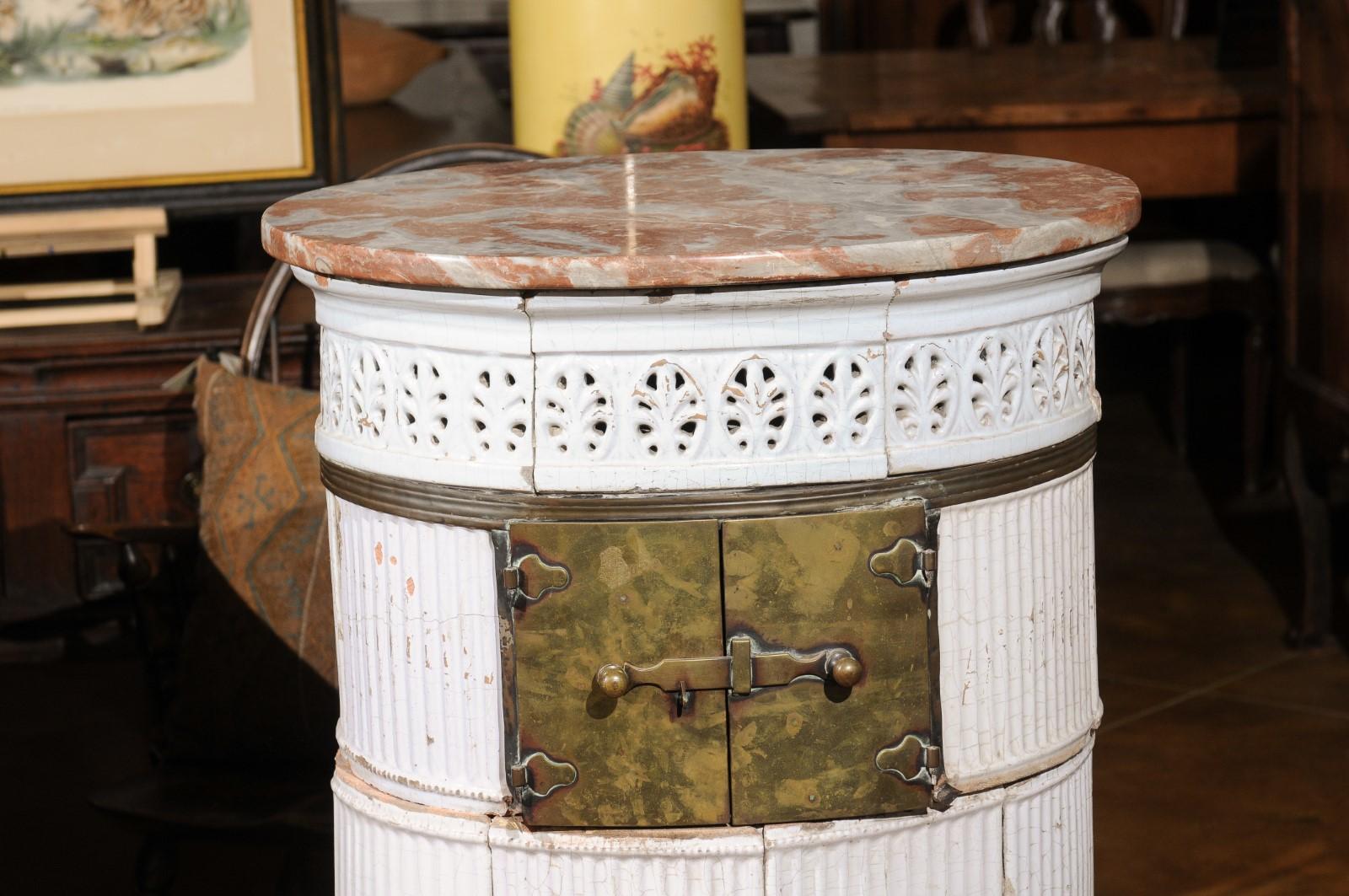 19th Century Continental White Glazed Ceramic Coal Burner with Marble Top In Good Condition For Sale In Atlanta, GA