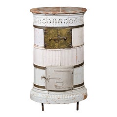 Bruciatore di carbone continentale del XIX secolo in ceramica smaltata bianca con piano in marmo