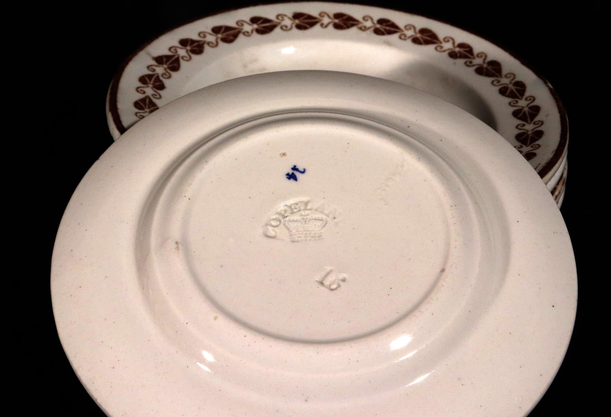 19th century Copeland Pottery Miniature Child's Dinner Set 10