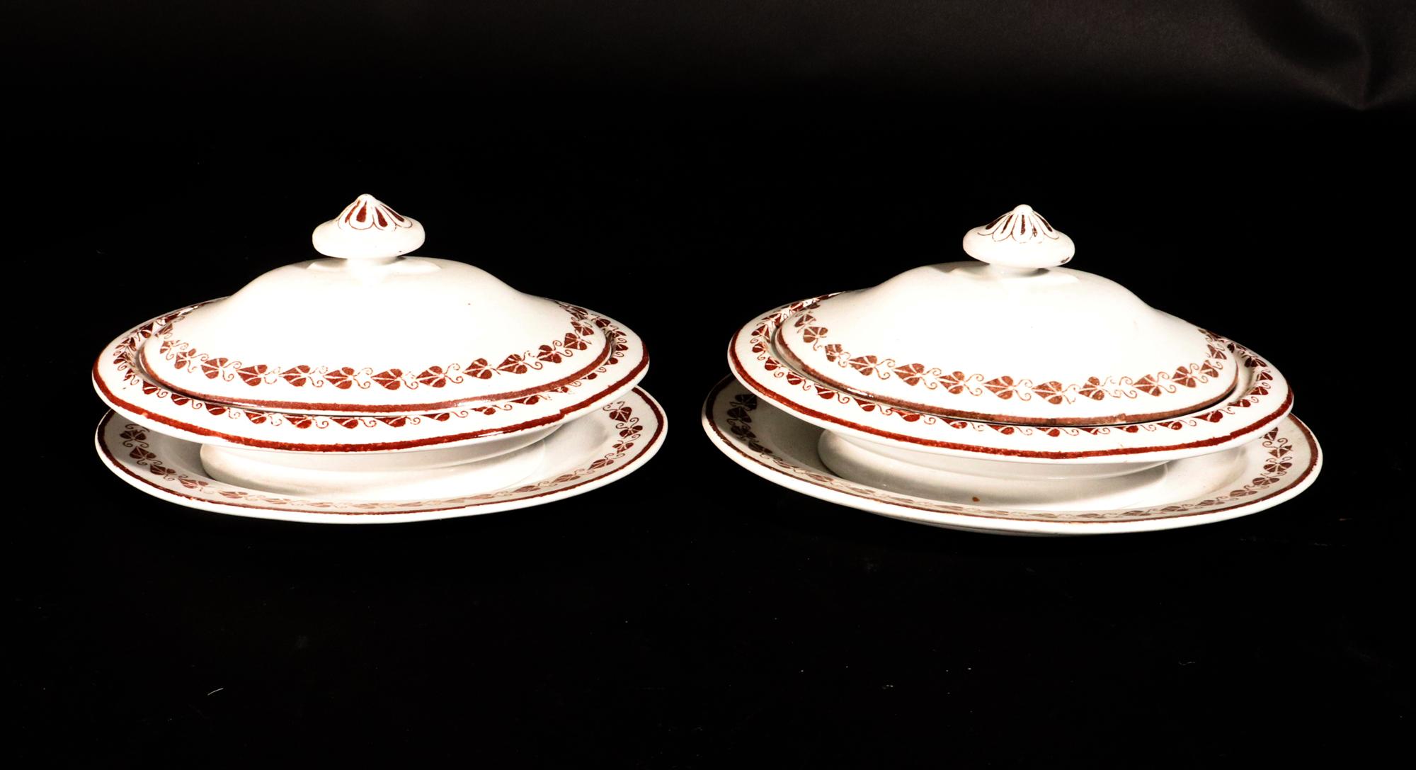 19th century Copeland Pottery Miniature Child's Dinner Set In Good Condition In Downingtown, PA
