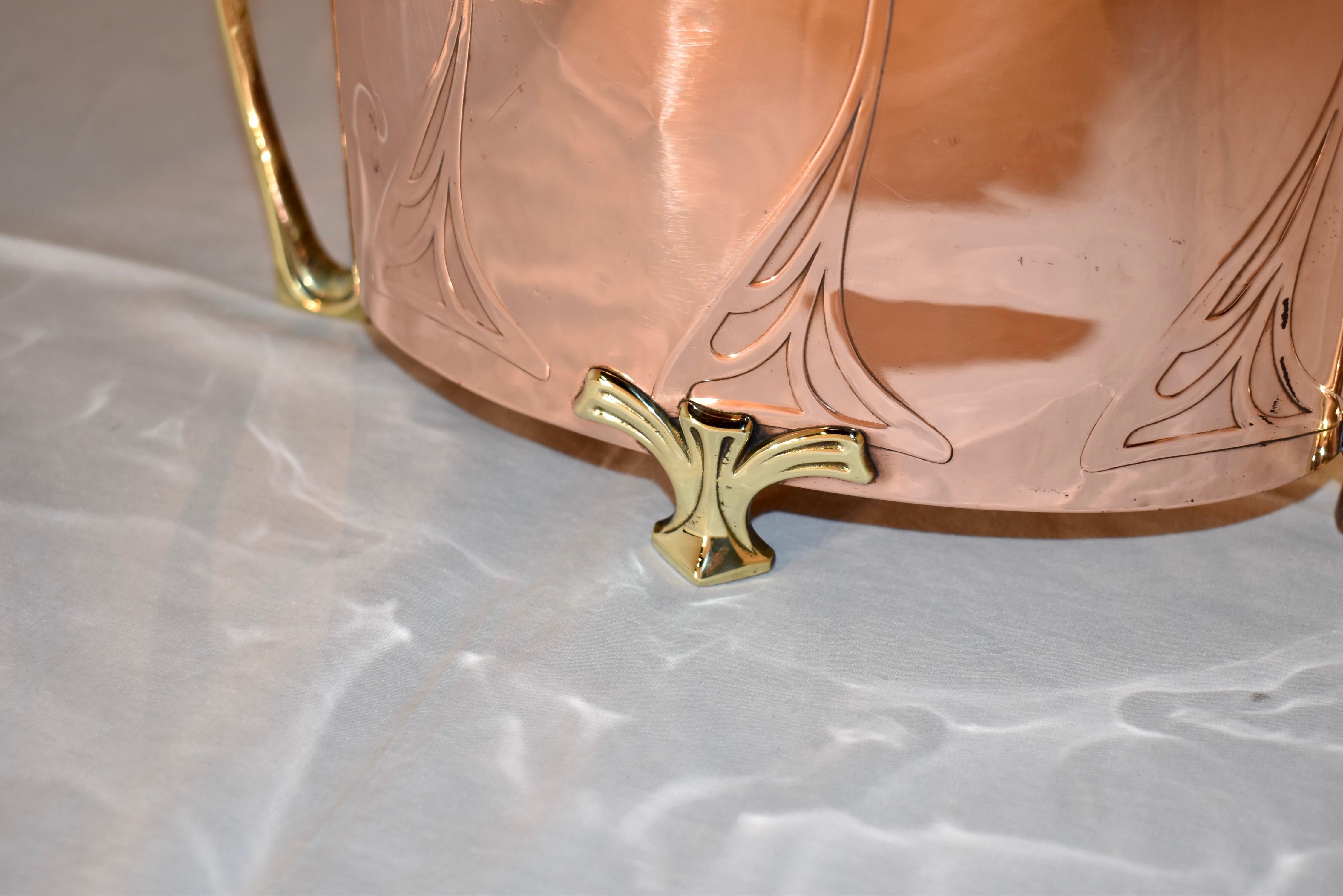 19th Century Copper and Brass Planter from France In Good Condition For Sale In High Point, NC