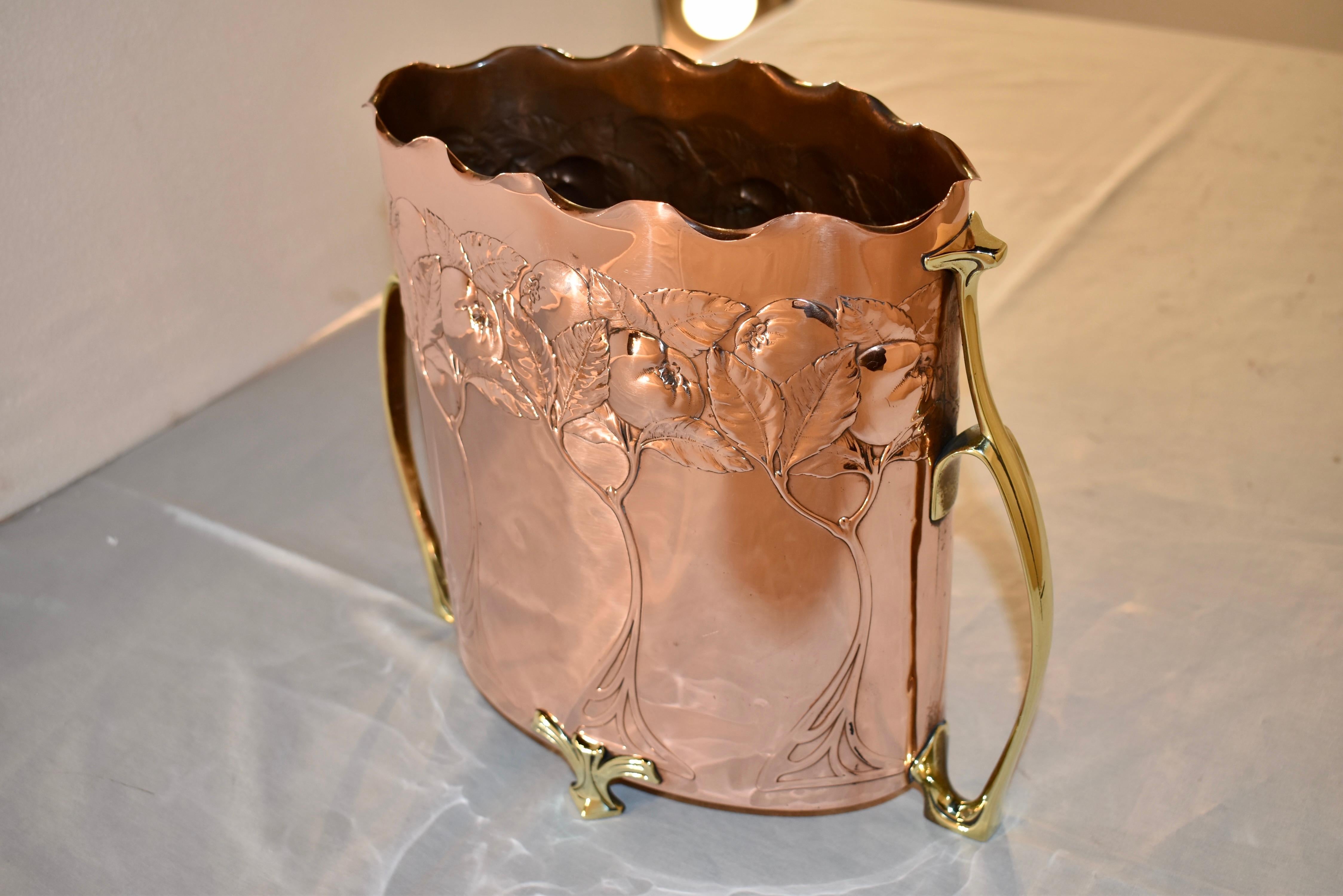 19th Century Copper and Brass Planter from France For Sale 1