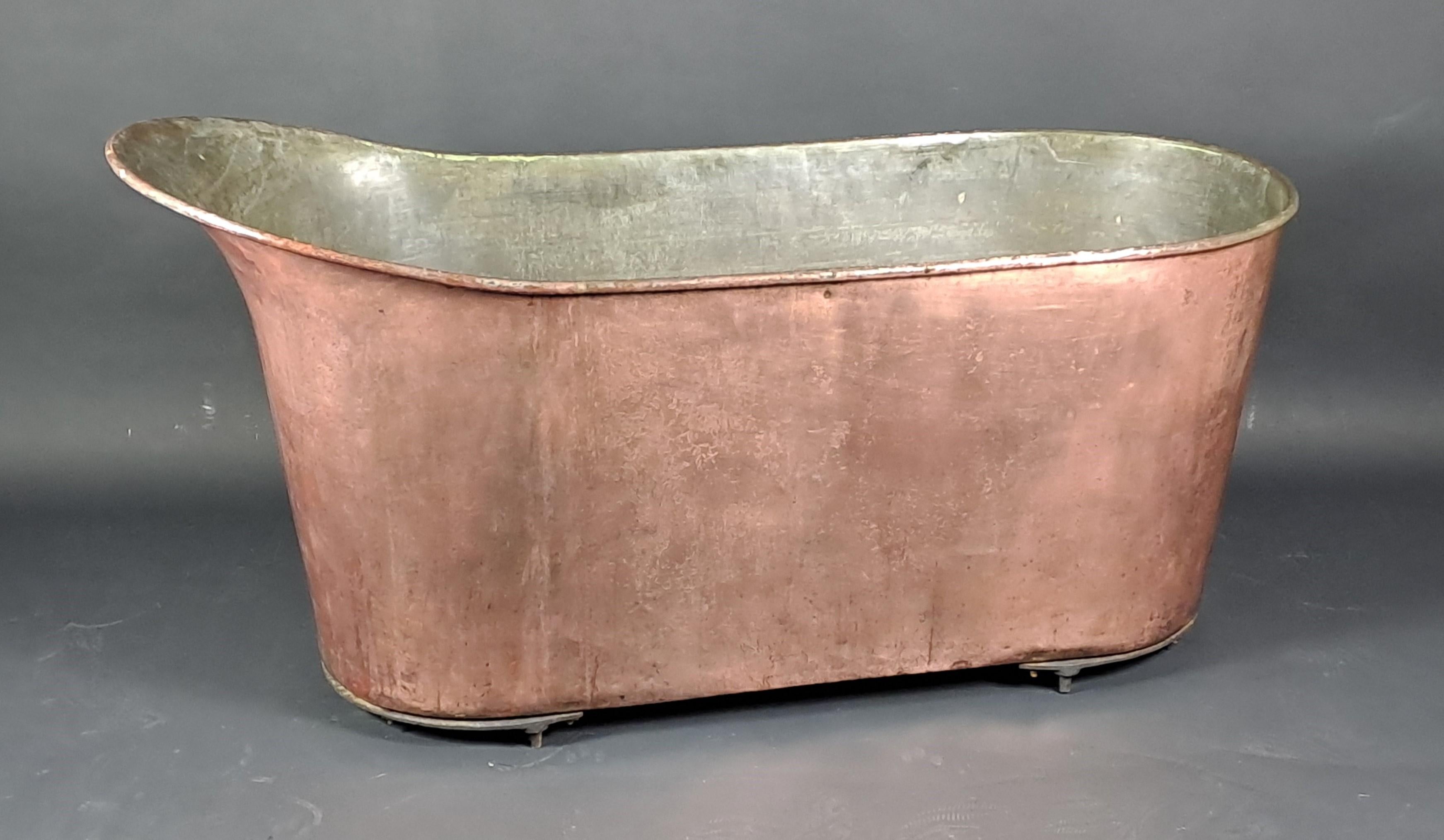 Cuivre Baignoire en cuivre du 19e siècle en vente
