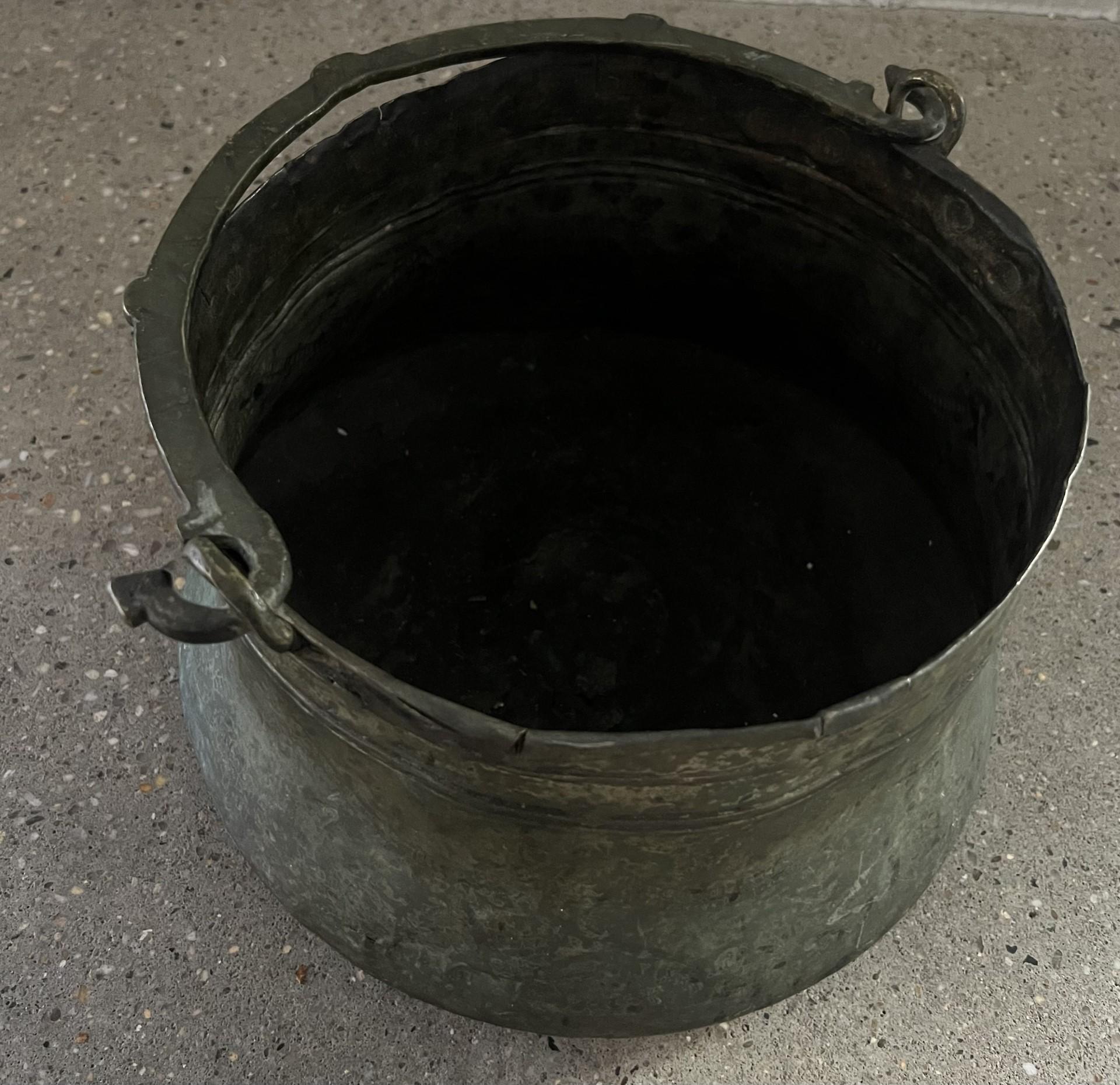 19th Century Copper & Brass Cooking Bowl From the Arabian Desert  For Sale 2
