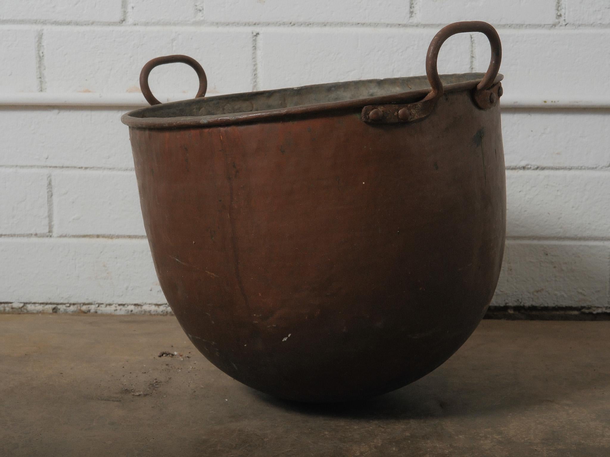 19th Century Copper Cauldron with Riveted Loop Handles For Sale 4
