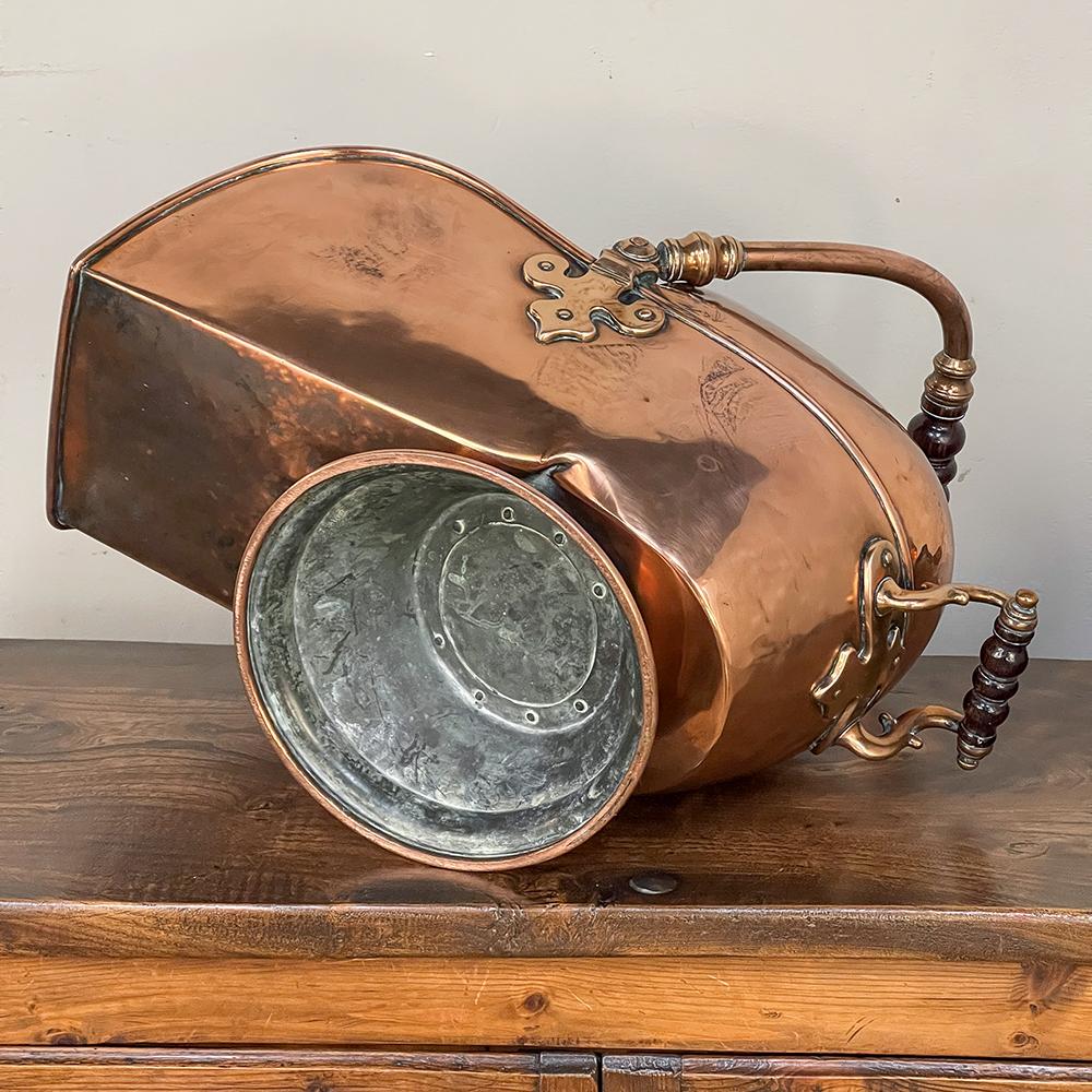 19th Century Copper Coal Scuttle with Scoop For Sale 11