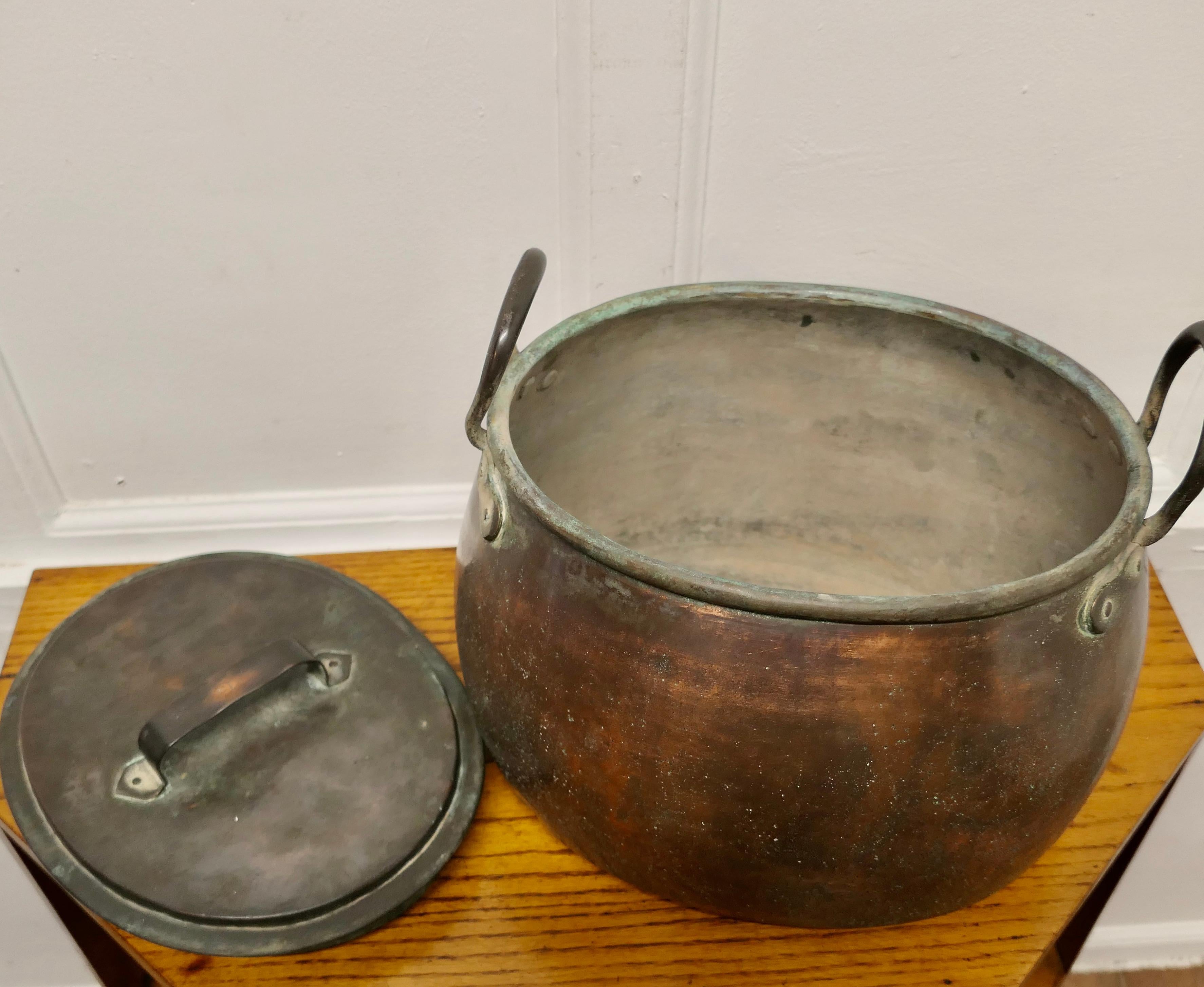 19th Century Copper Cooking Pot, Cauldron with Lid      For Sale 1