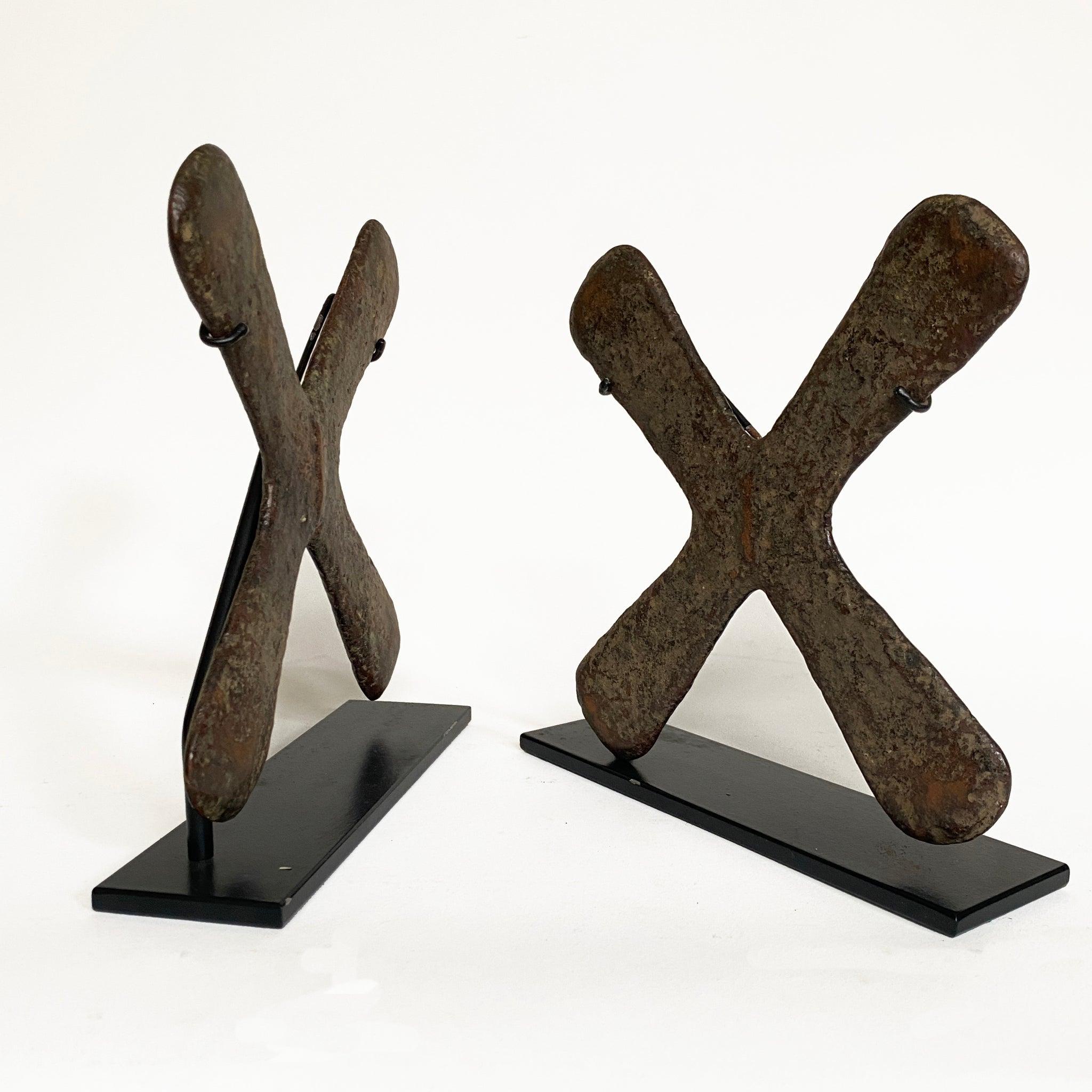 19. Jahrhundert, Kupferkreuze, genannt Handa, Katanga-Region, D. R. Kongo (Stammeskunst) im Angebot