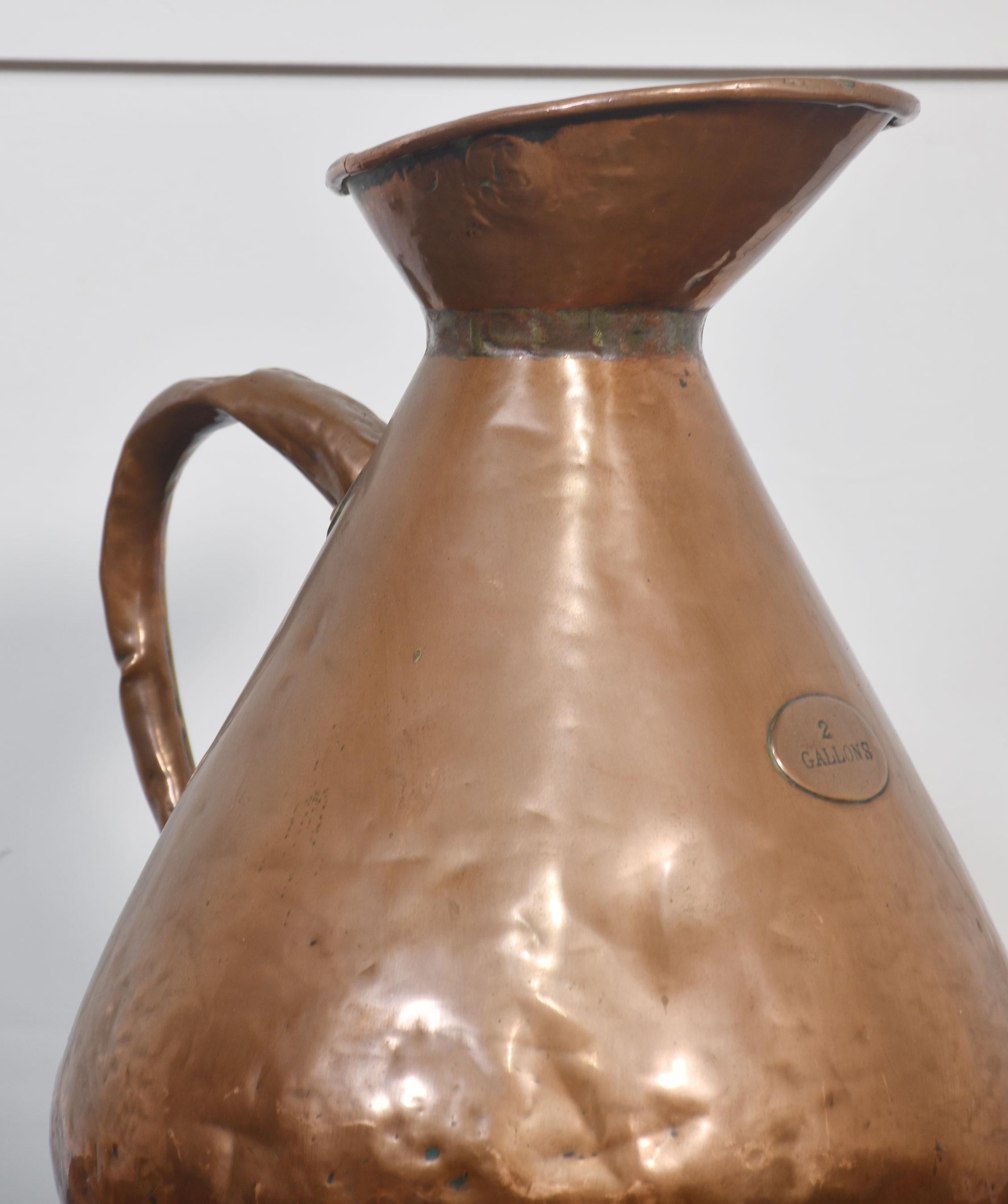 Mesure à deux gallons en cuivre pour botte de foin du 19e siècle Bon état - En vente à Cheshire, GB