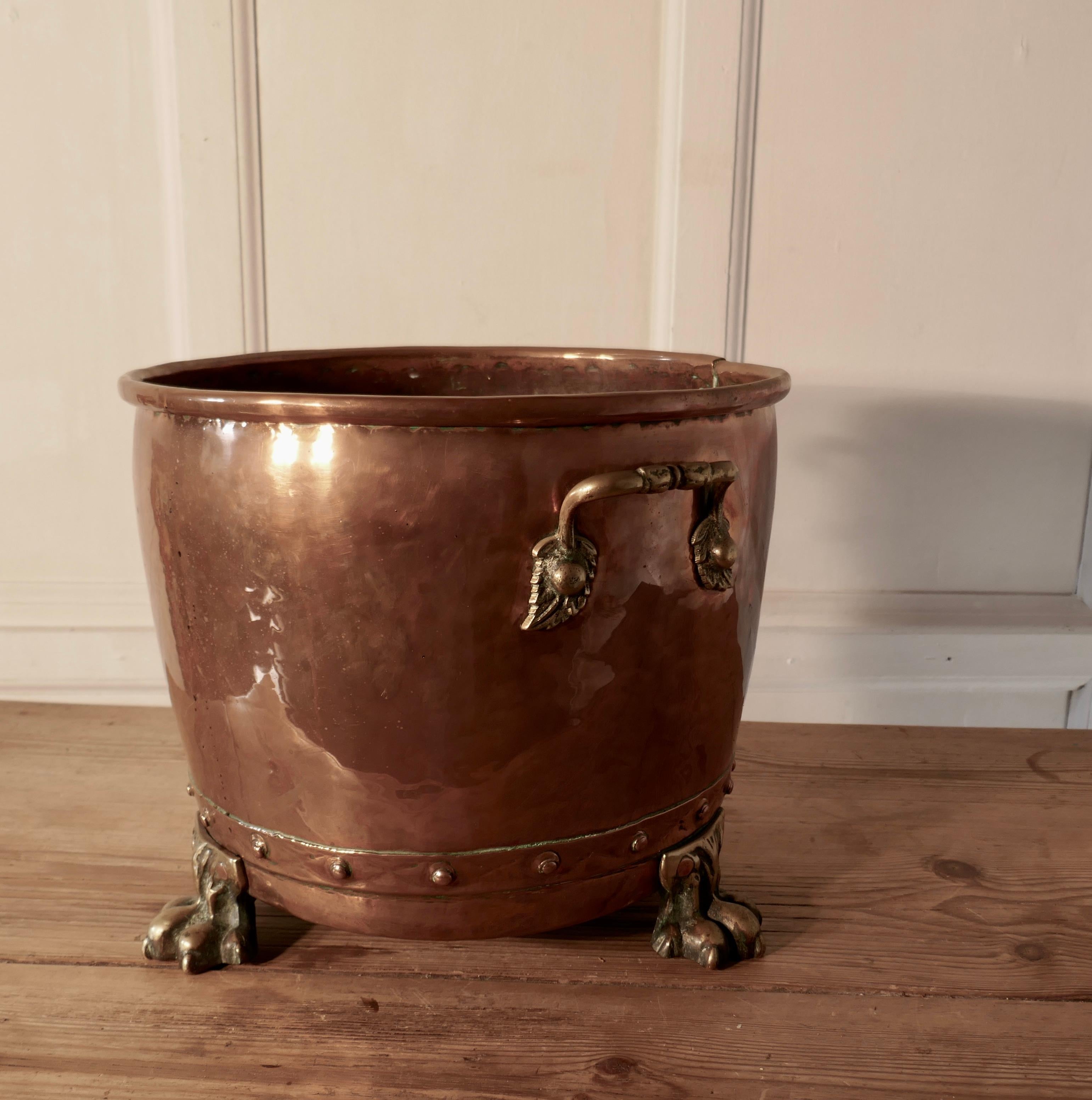 19th Century Copper Log Bin Cauldron In Good Condition In Chillerton, Isle of Wight