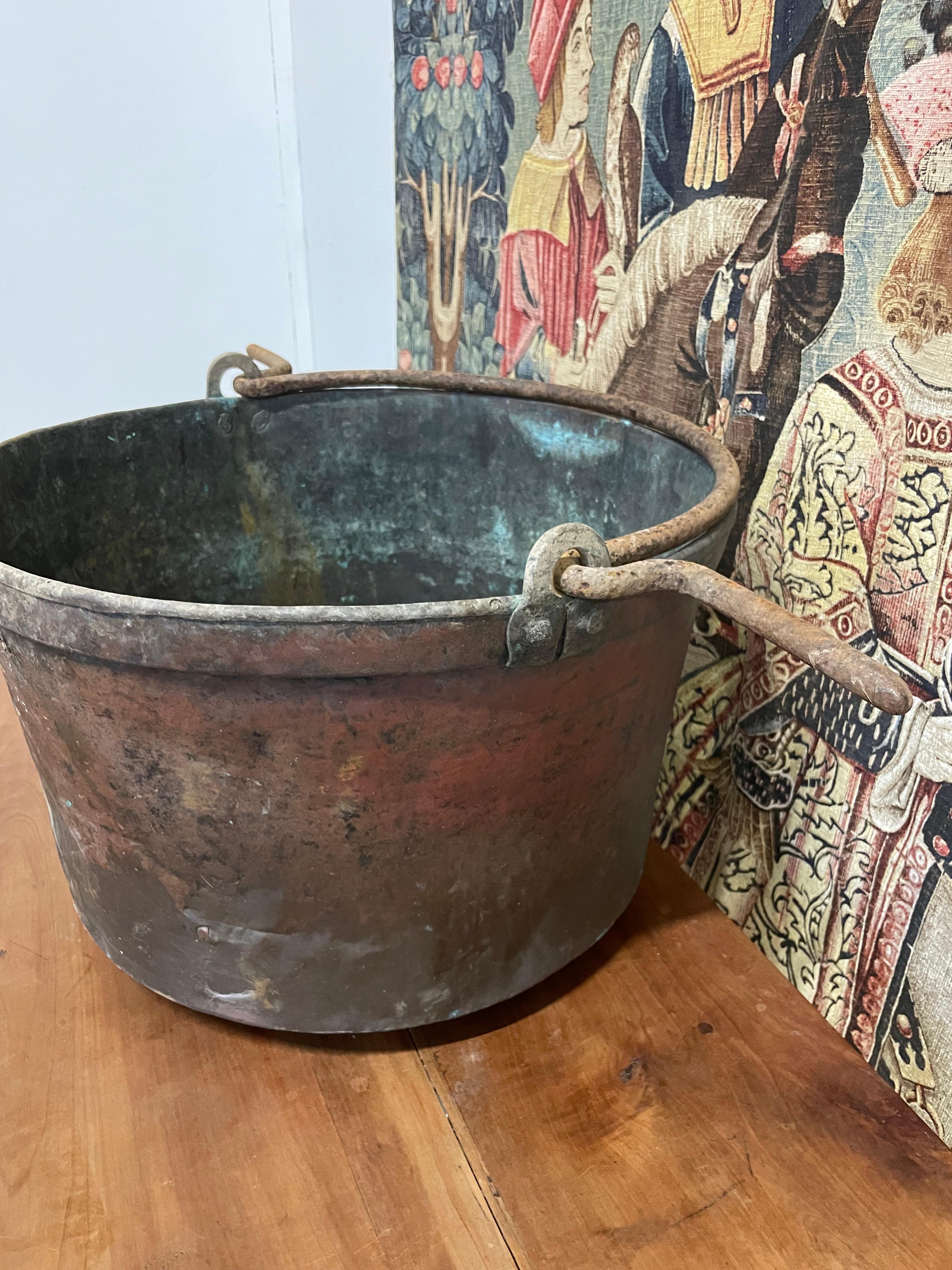 19th century copper log bin / garden planter In Good Condition In Budleigh Salterton, GB