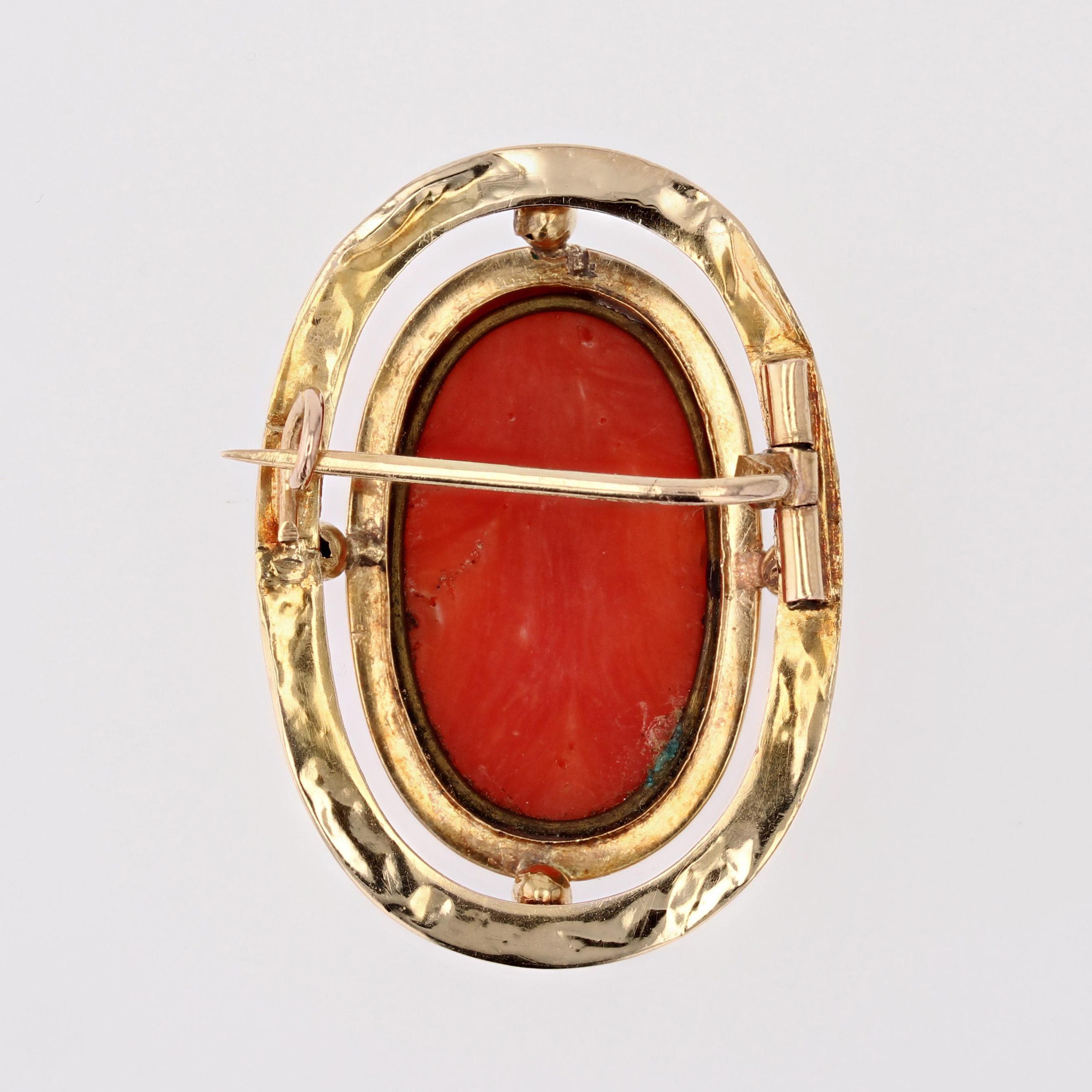 19th Century Coral Cameo 18 Karat Yellow Gold Brooch For Sale 6