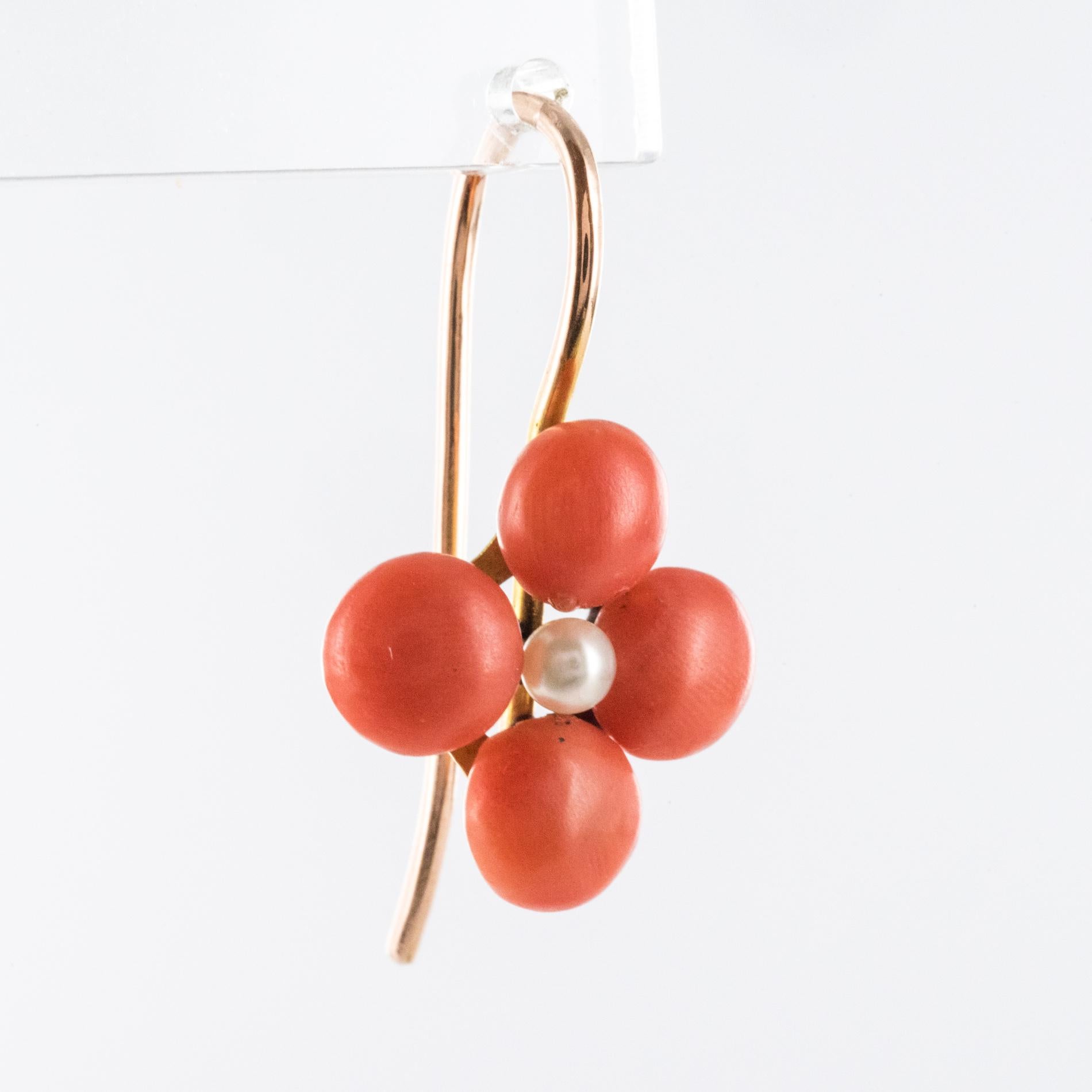 Women's 19th Century Coral Natural Pearls 18 Karat Rose Gold Clover Shape Earrings