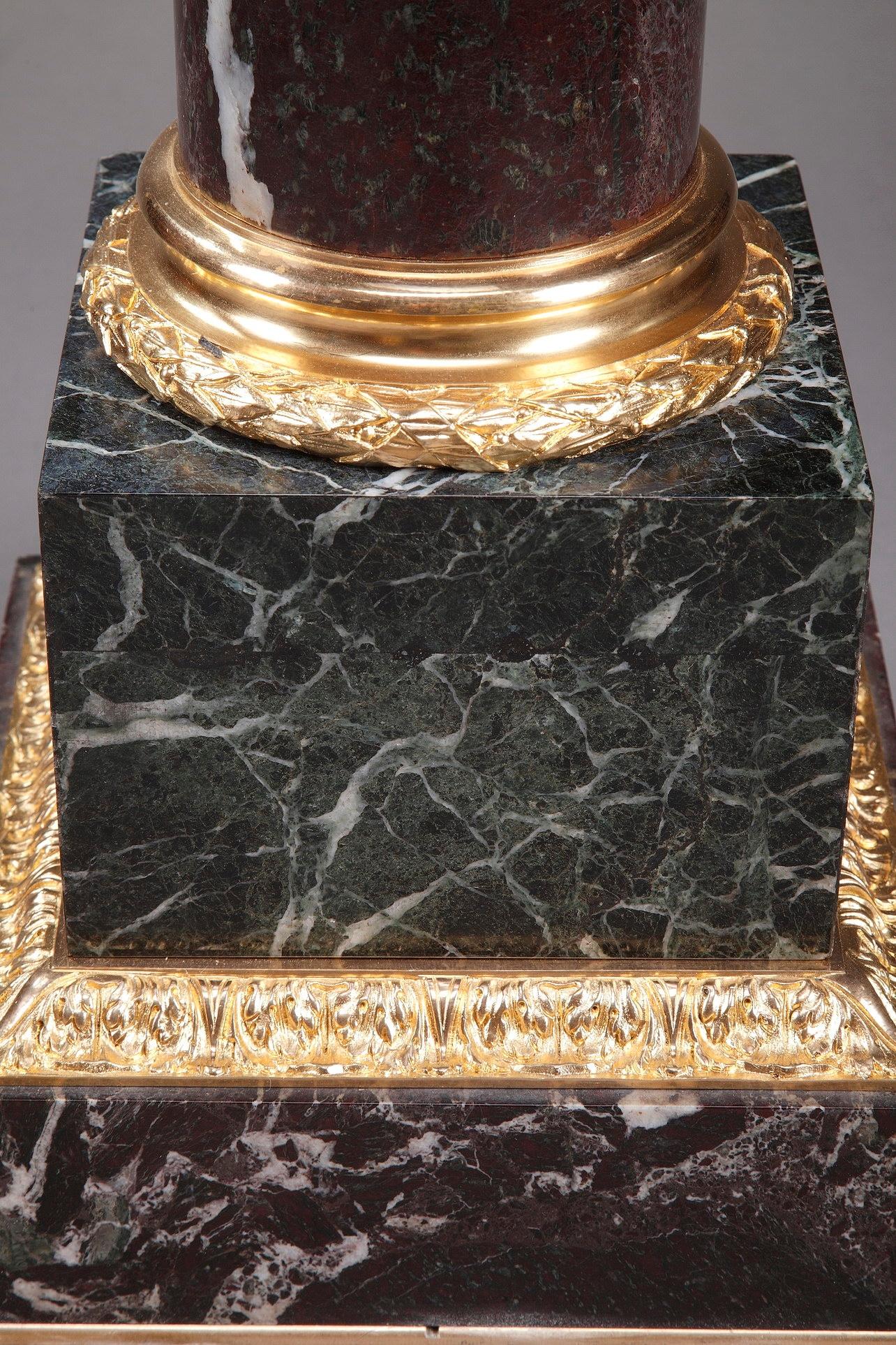 19th Century Corinthian Marble Pedestal In Good Condition In Paris, FR