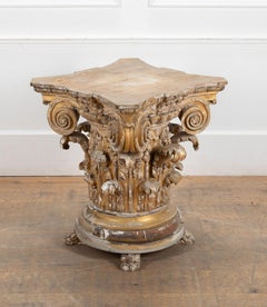 Tavolo con piedistallo corinzio dorato del XIX secolo