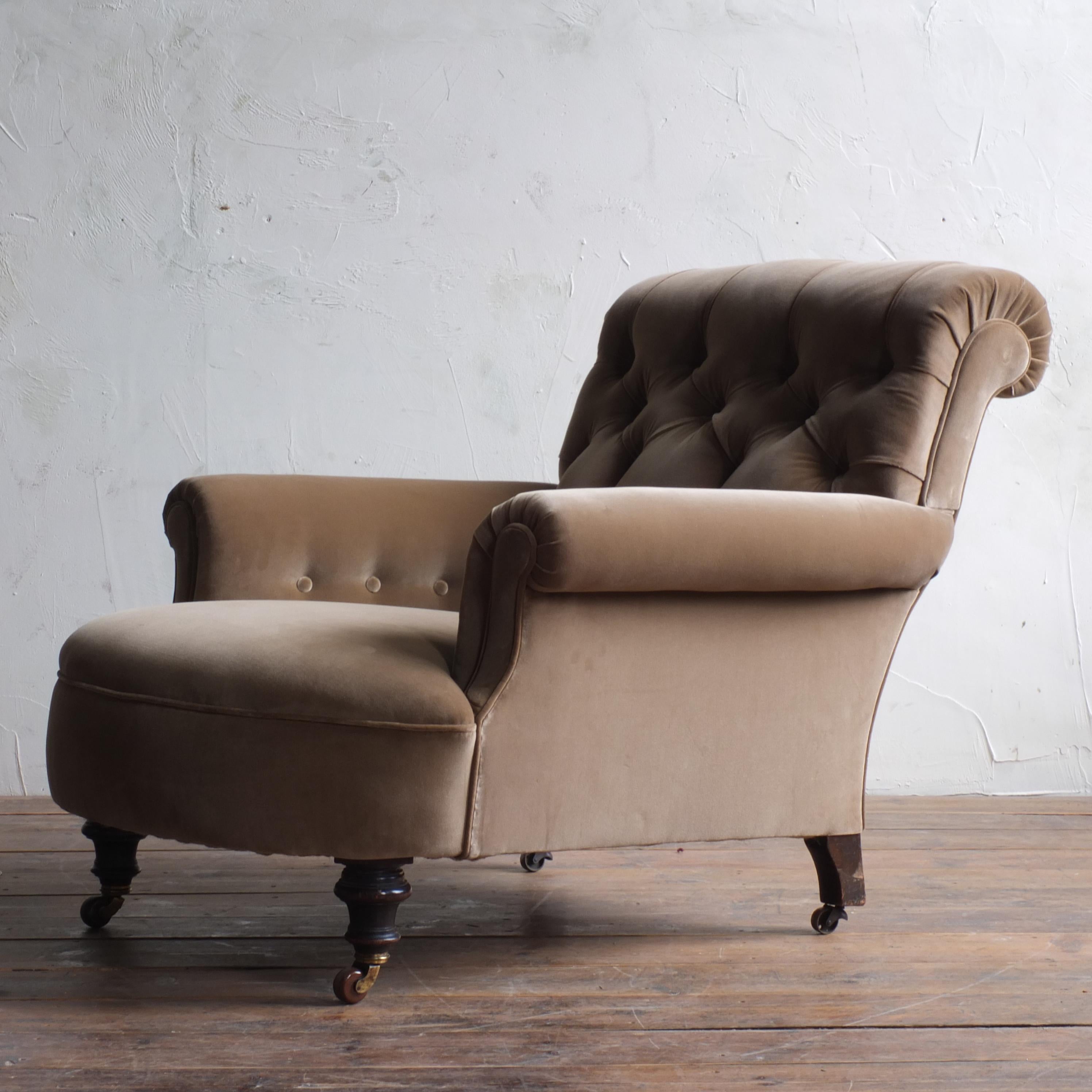 A large-scale country house armchair by Cornelious V Smith c1890. Upholstered in Rose Uniacke Hazel velvet. 

 

115cm deep

88cm wide

81cm high

40cm seat height.