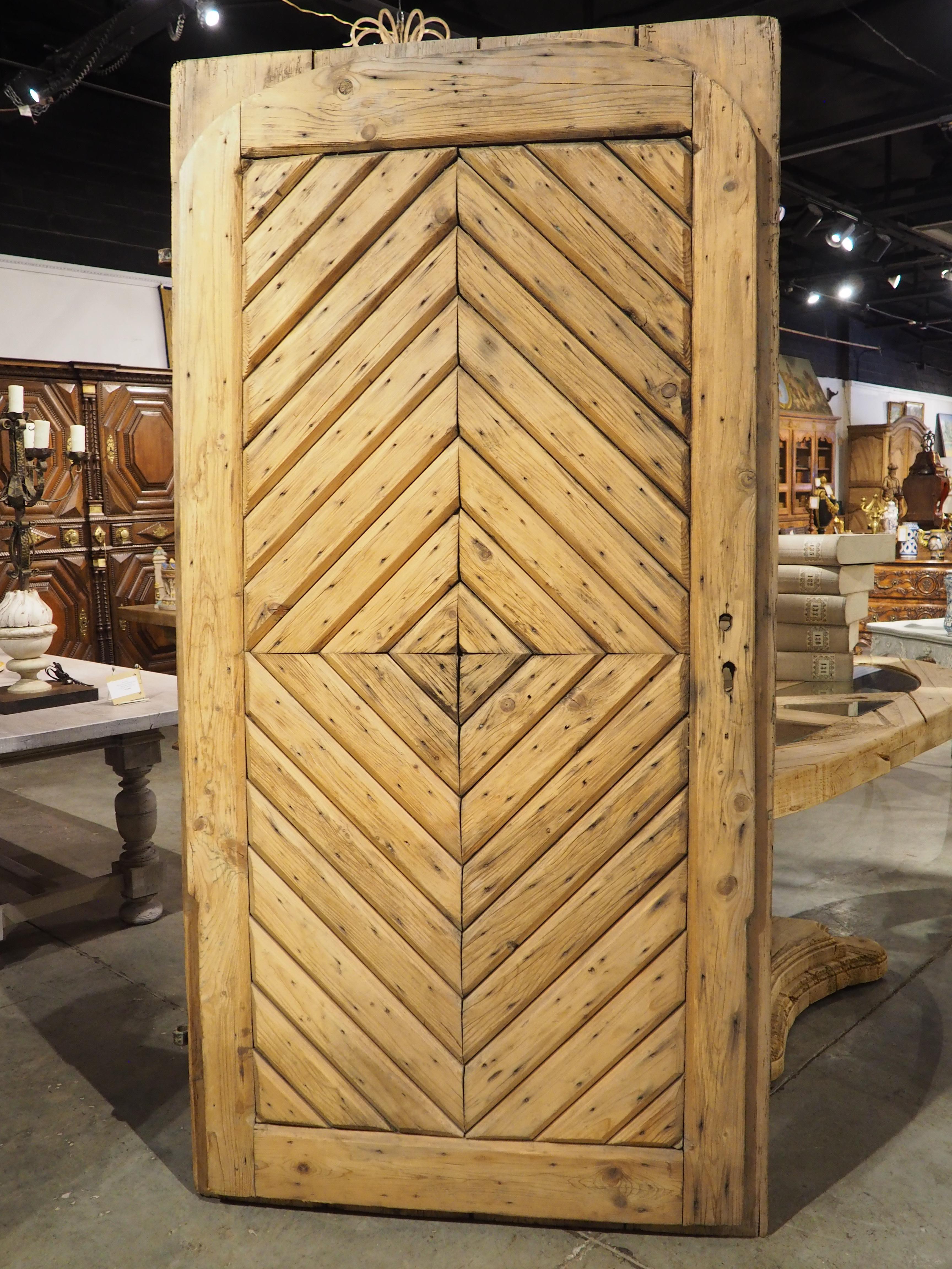 Porta corsa del XIX secolo con disegno Chevron in vendita 7