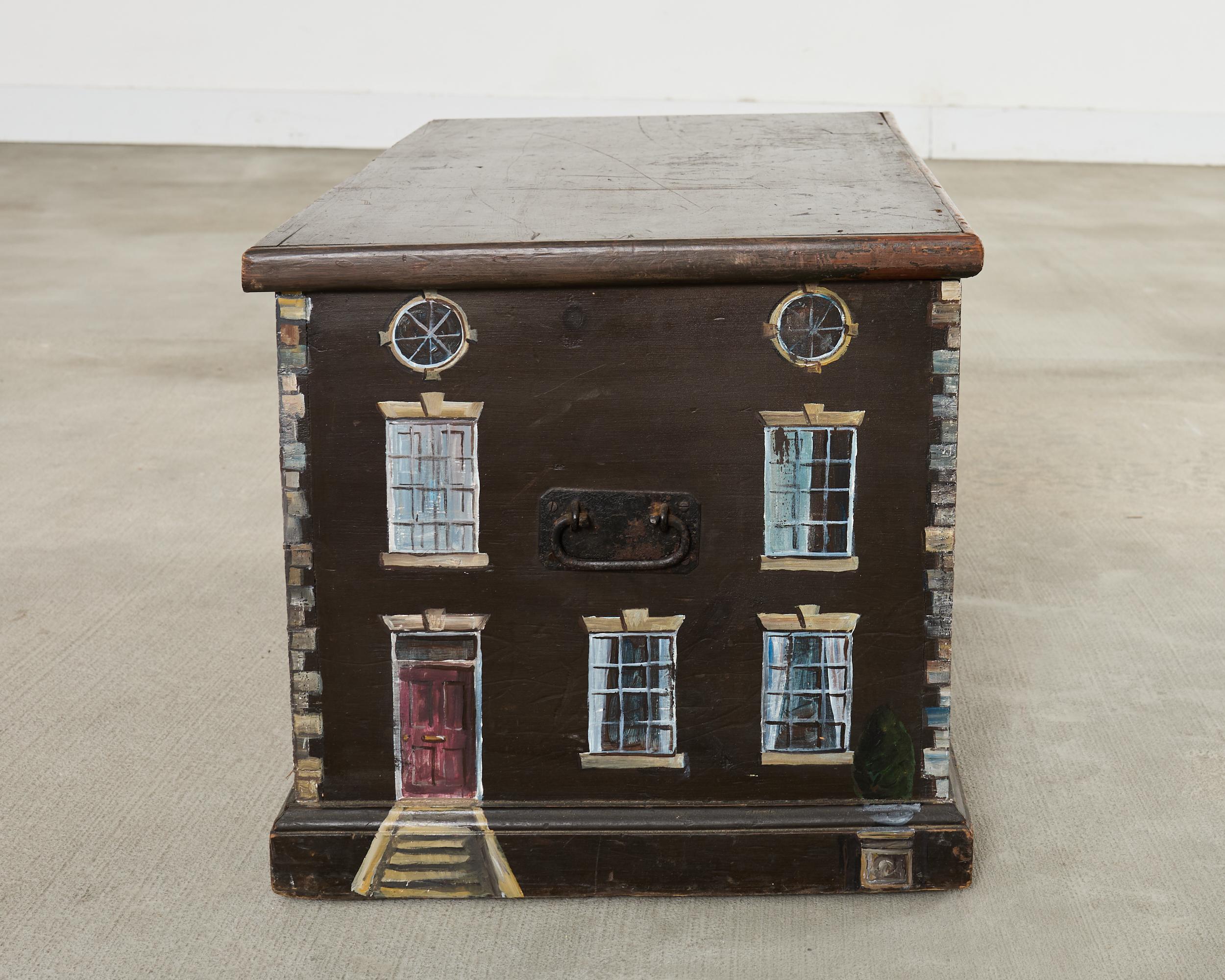 Cassapanca inglese di campagna del XIX secolo con facciata della casa In condizioni deteriorate in vendita a Rio Vista, CA