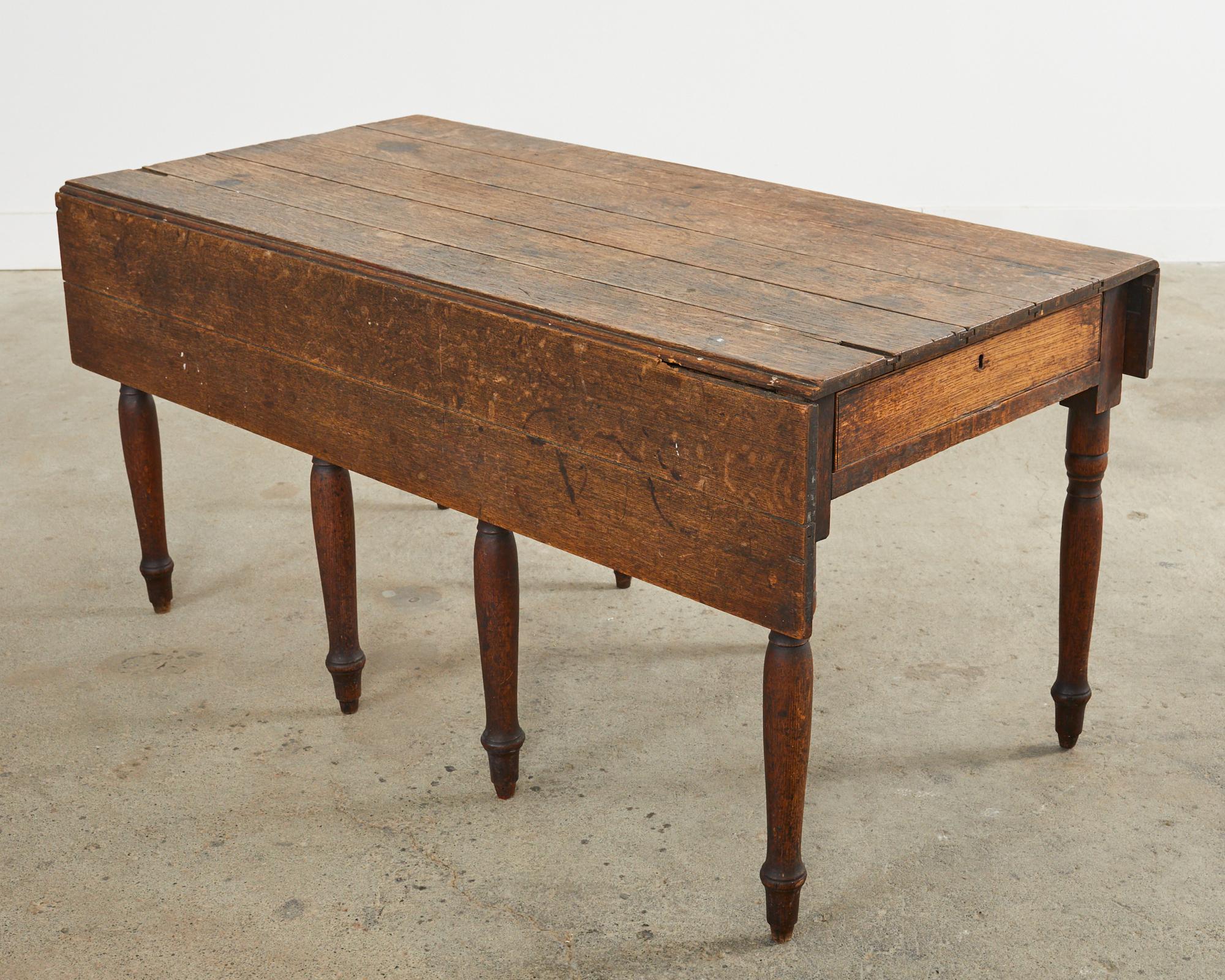19th Century Country English Oak Drop Leaf Farmhouse Table For Sale 1