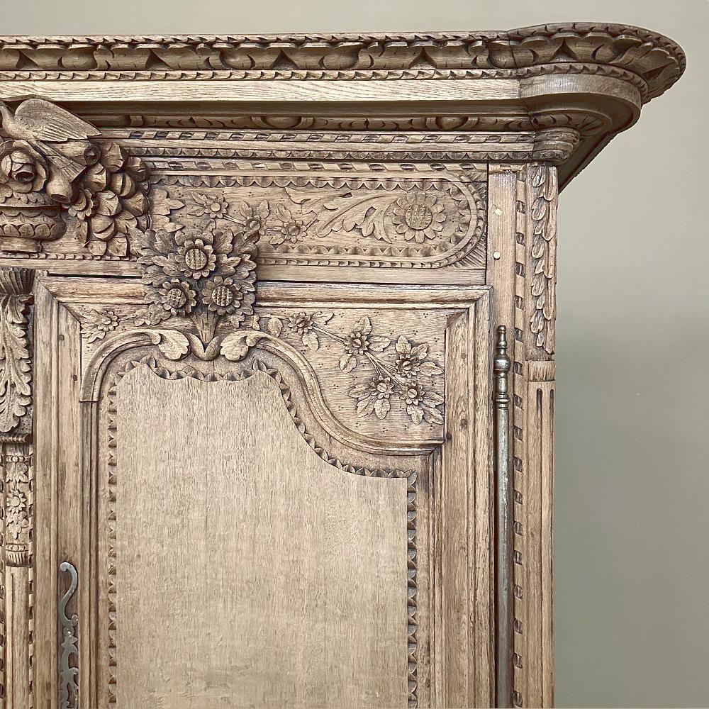 Armoire du Marriage francese del XIX secolo proveniente dalla Normandia in vendita 5