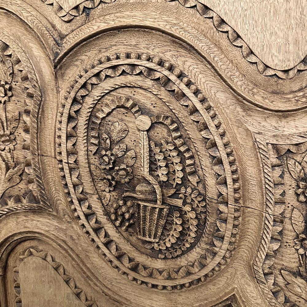 Armoire du Marriage francese del XIX secolo proveniente dalla Normandia in vendita 7