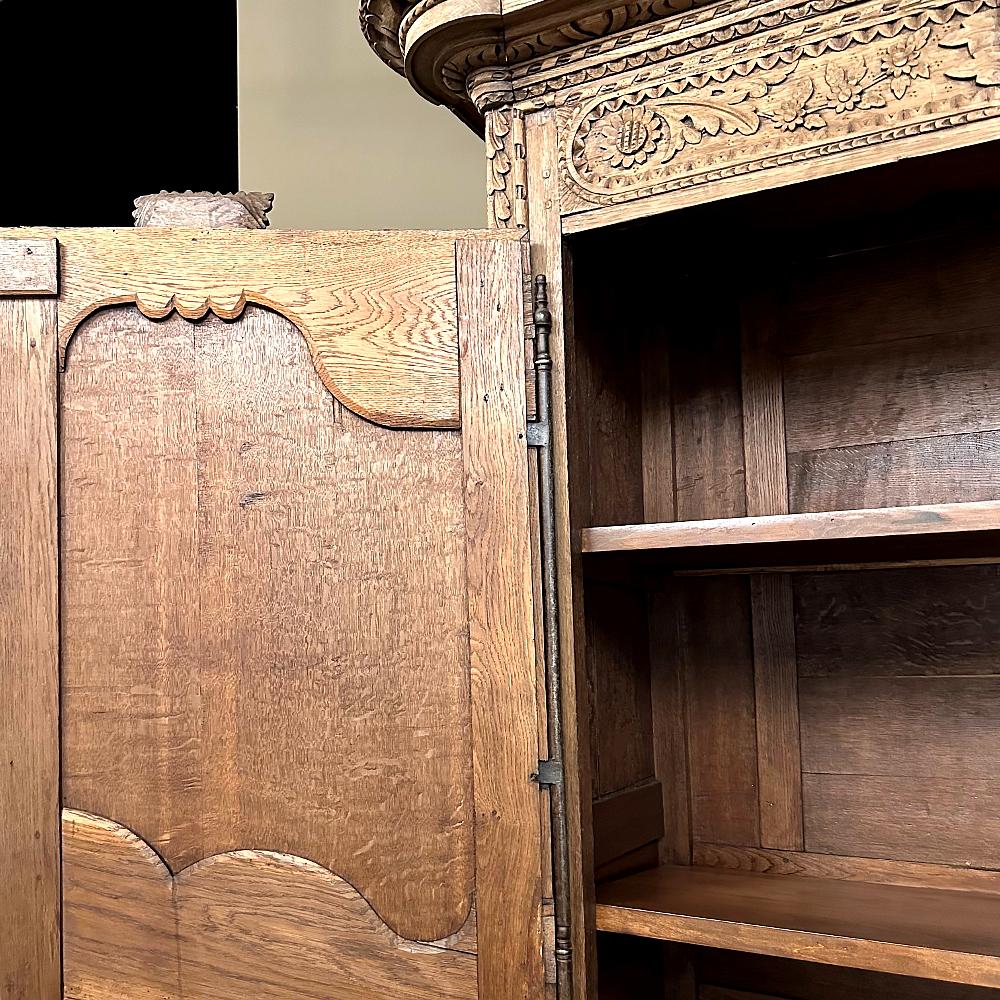 Armoire du Marriage francese del XIX secolo proveniente dalla Normandia in vendita 13