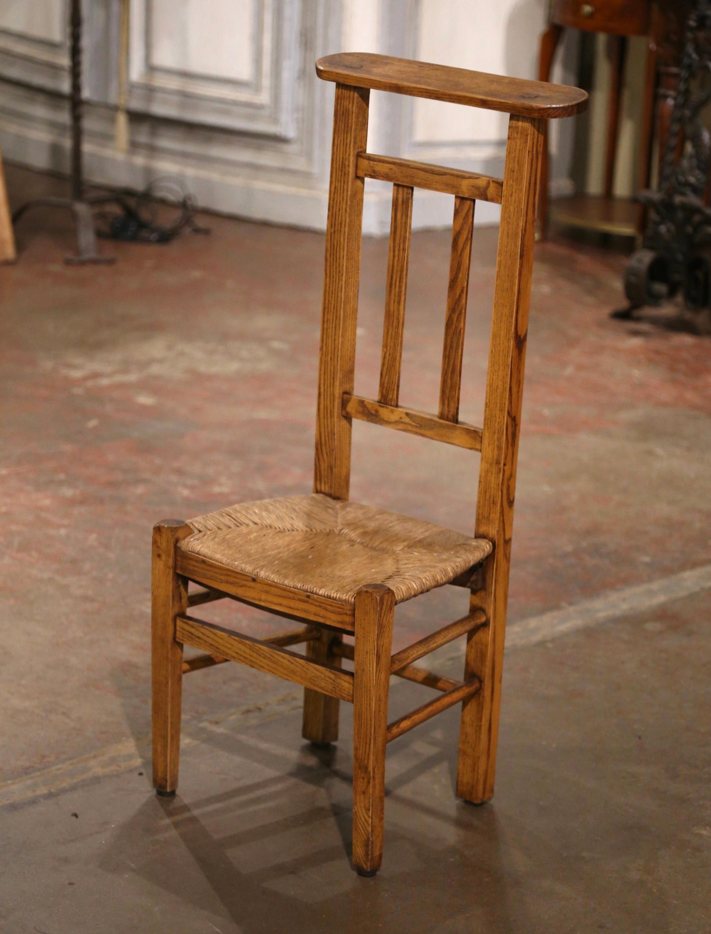 19th Century Country French Beech Wood and Rush Prayer Chair from Normandy In Excellent Condition For Sale In Dallas, TX