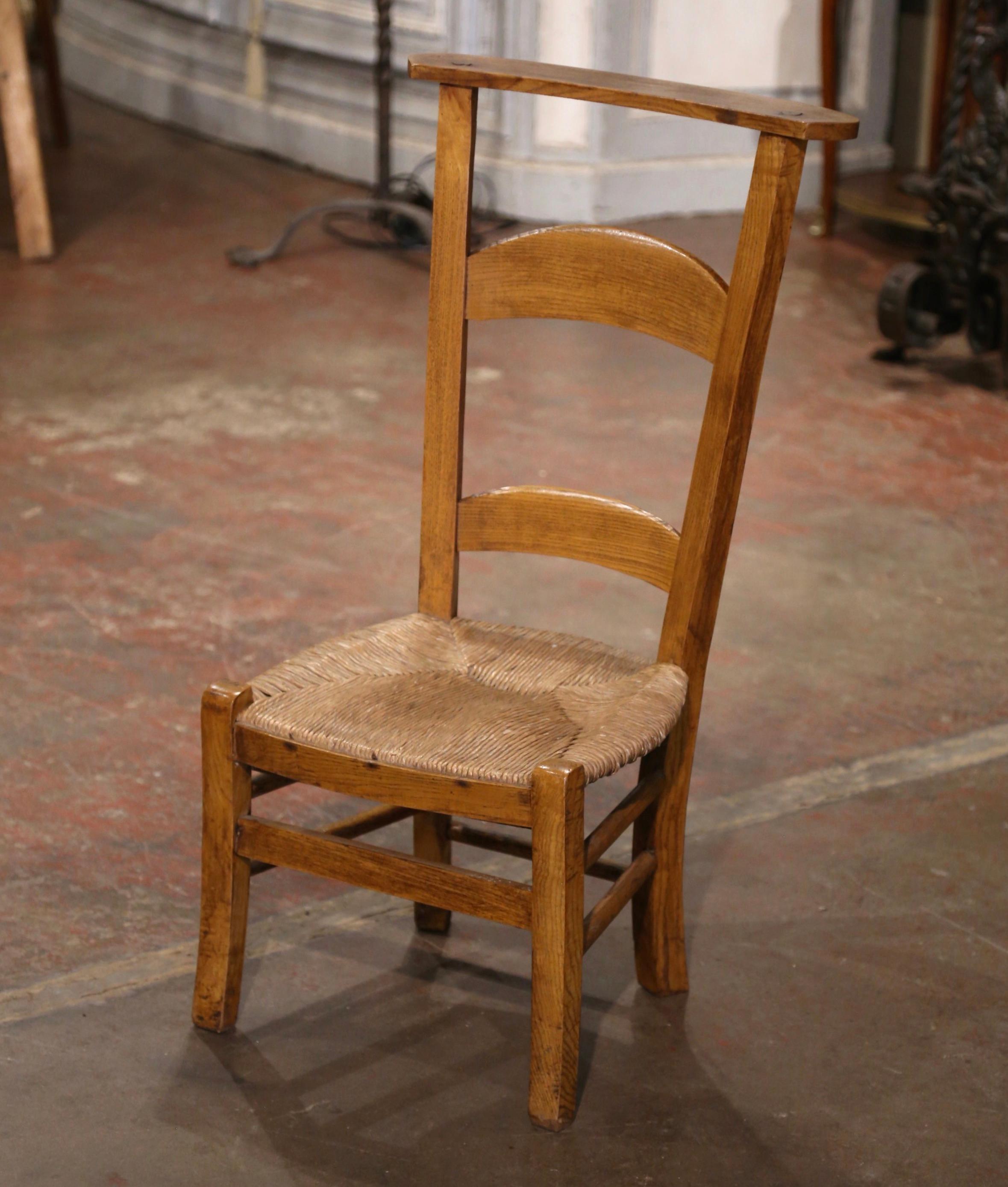 19th Century Country French Beech Wood and Rush Prayer Chair from Normandy For Sale 1