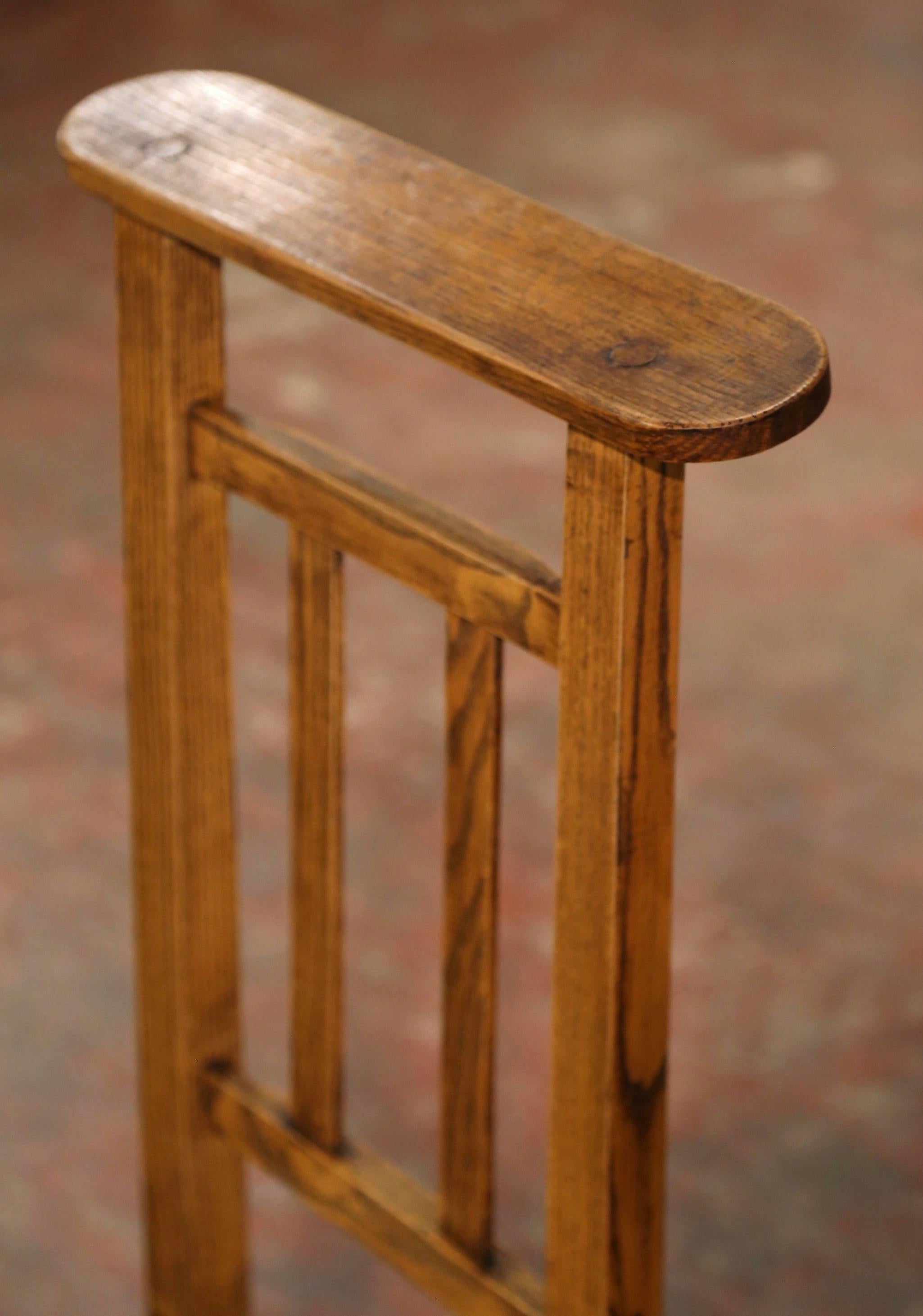 19th Century Country French Beech Wood and Rush Prayer Chair from Normandy For Sale 2