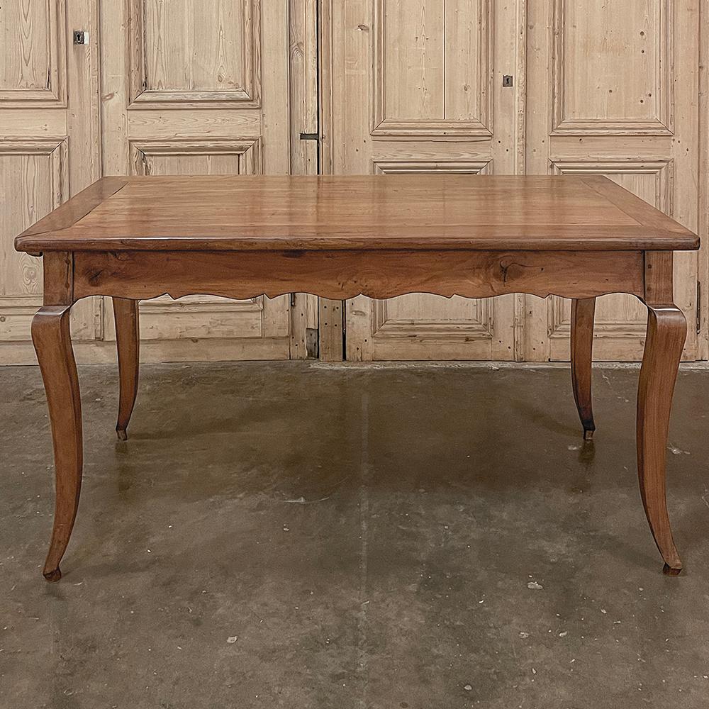 Late 19th Century 19th Century Country French Cherry Wood Dining Table For Sale