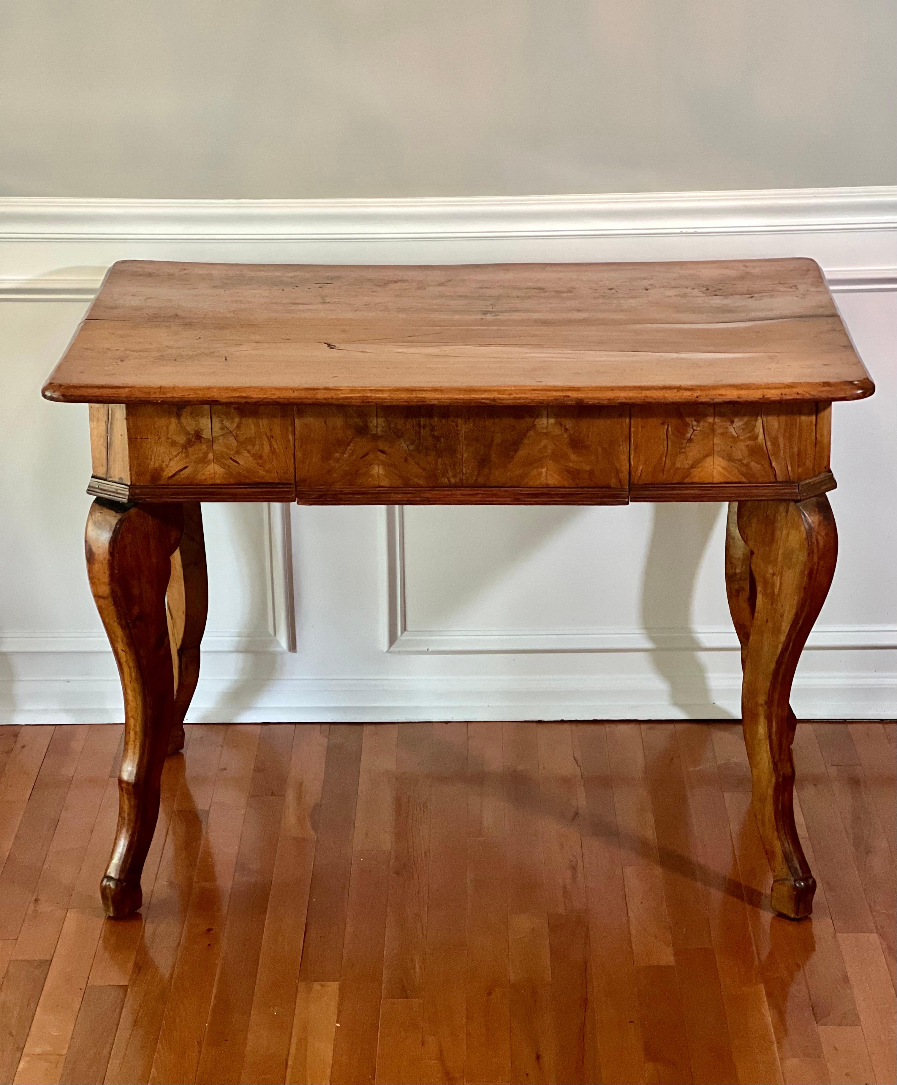 19th Century Country French Farmhouse Walnut Work Table In Good Condition For Sale In Doylestown, PA