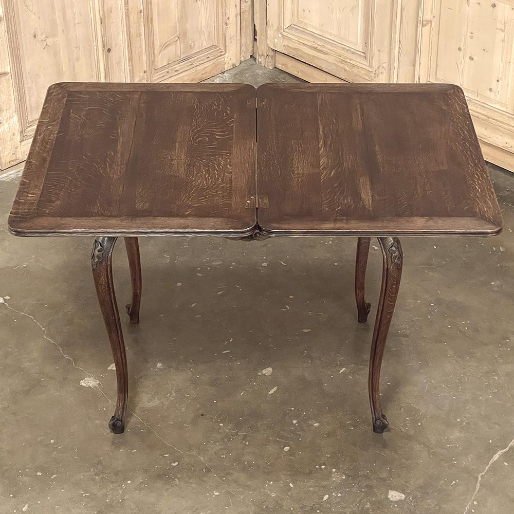 Chêne Table d'appoint française du 19ème siècle ~ Table de jeu en vente