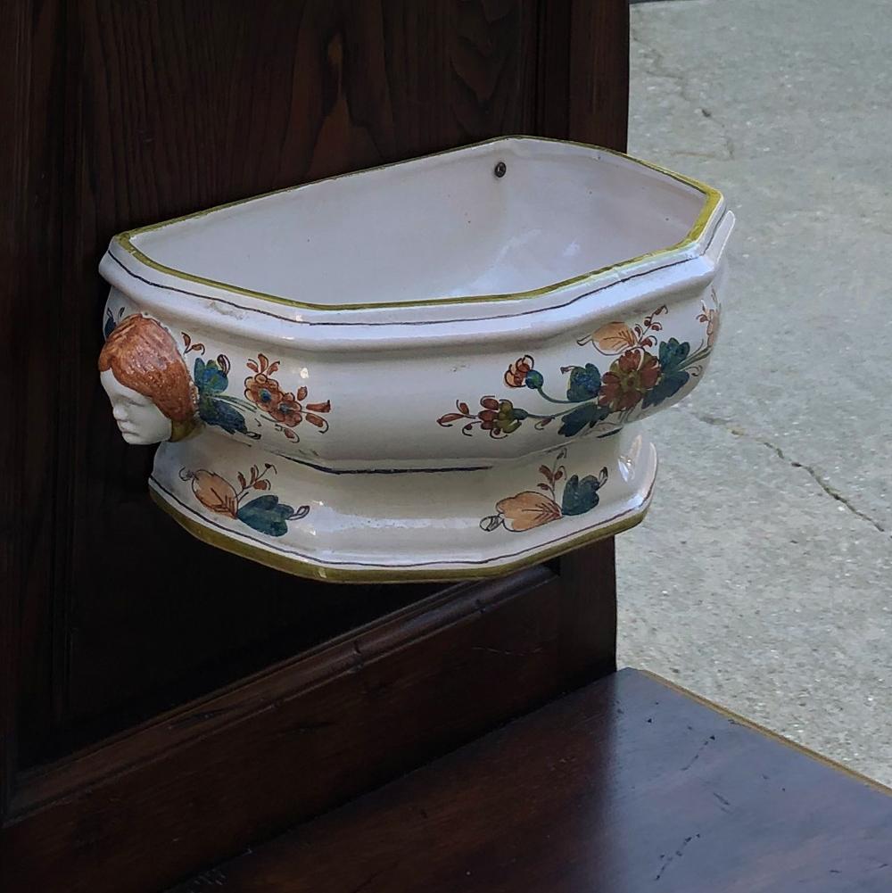 19th Century Country French Fountain with Porcelain Reservoir and Basin For Sale 2