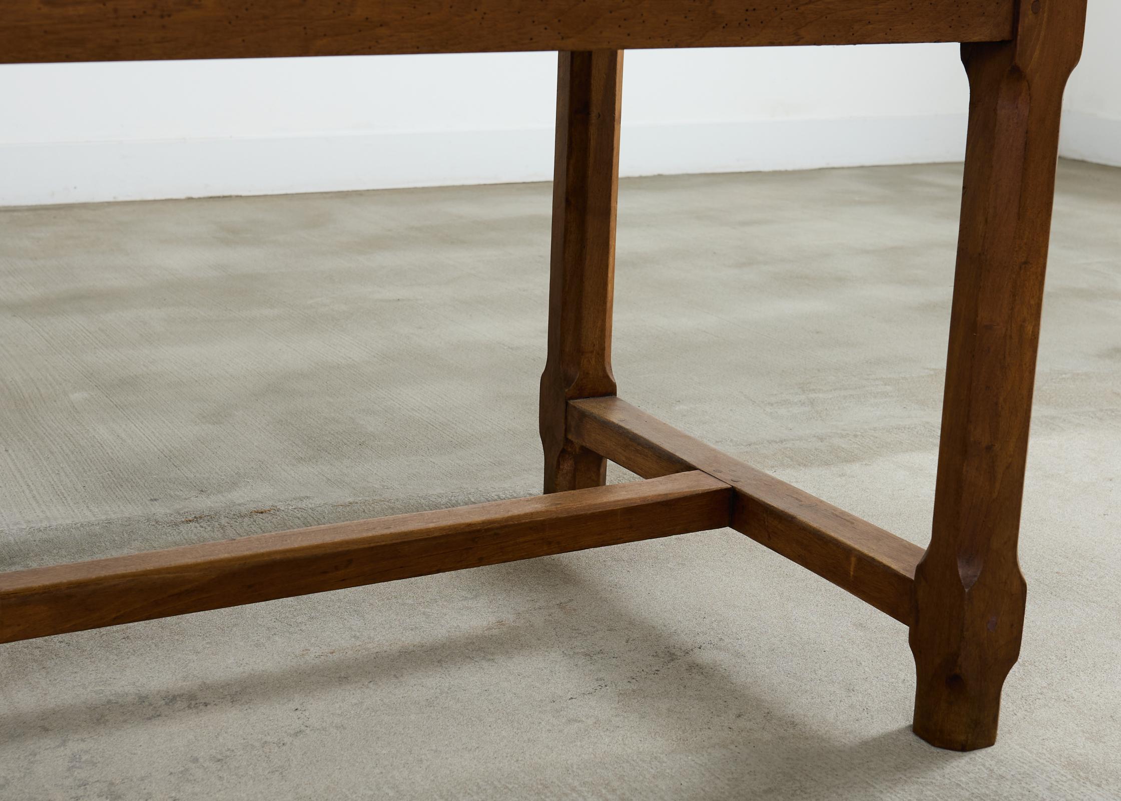 Mesa de comedor de caballete de granja francesa de madera de frutal del siglo XIX en venta 6