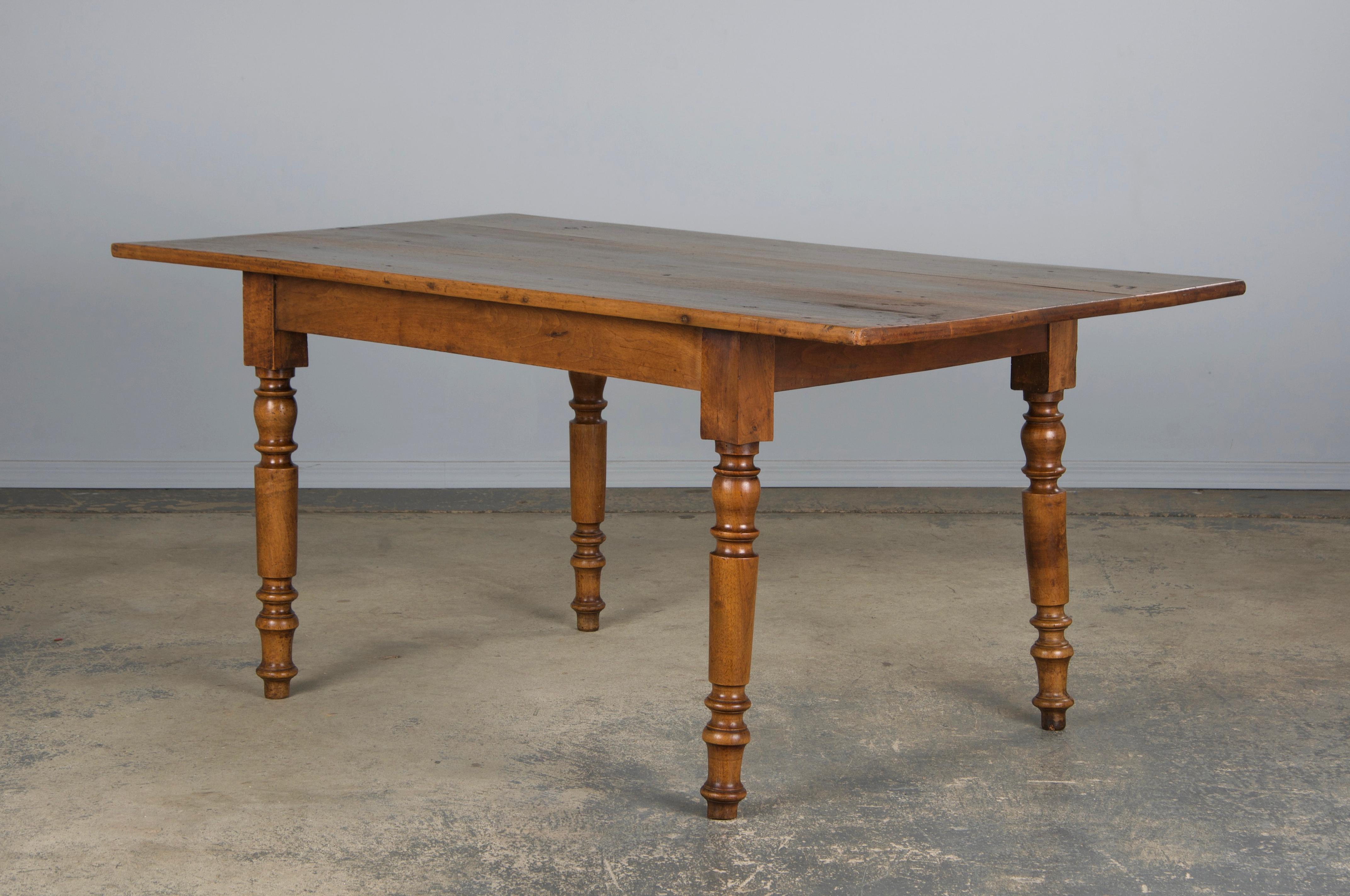 Table provinciale française du 19ème siècle de style Louis Philippe en vente 5