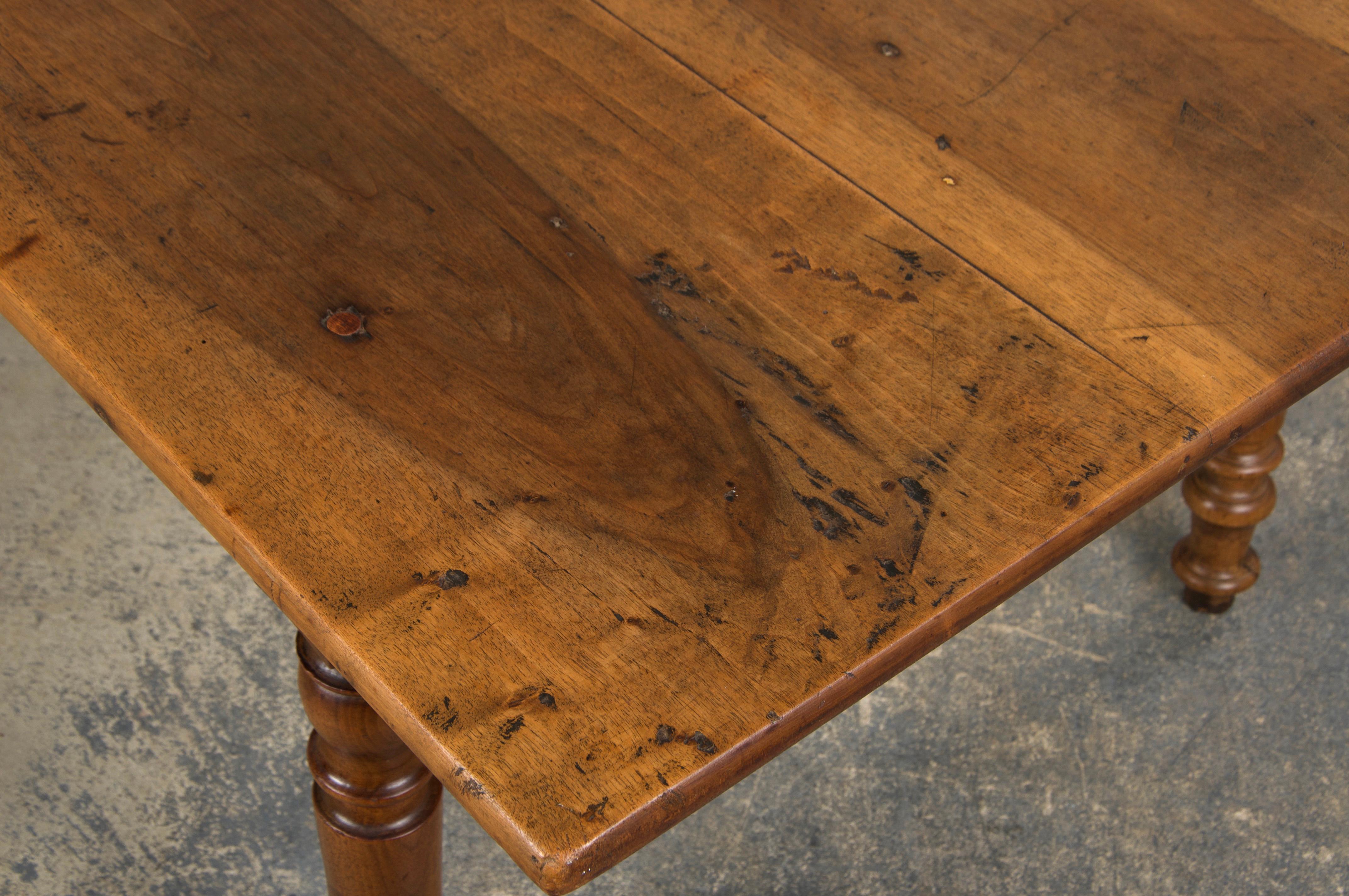 Table provinciale française du 19ème siècle de style Louis Philippe en vente 6